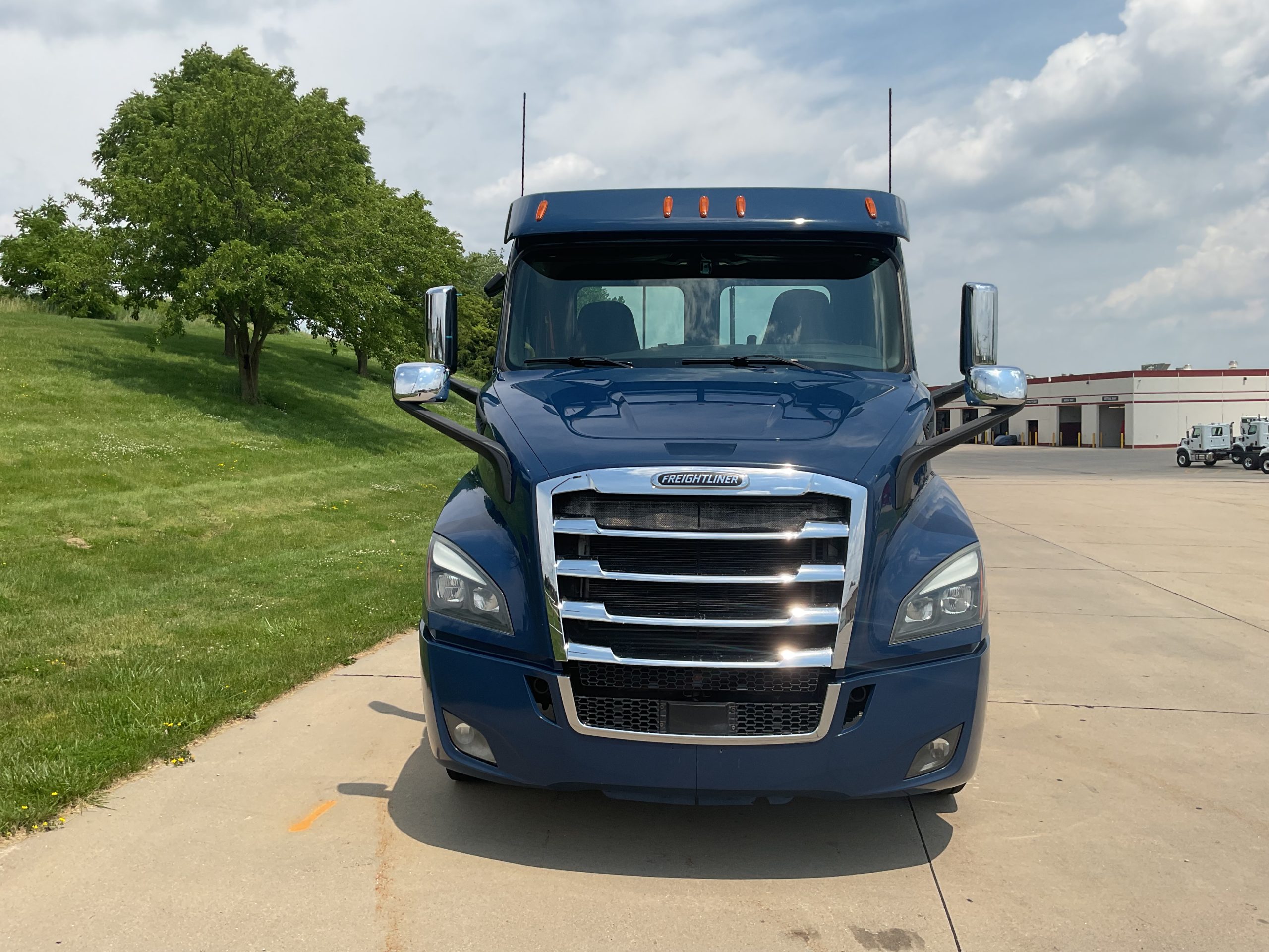 2019 Freightliner PE116 068PM00000EEVn4 2019 Freightliner PE116 068PM00000EEVn4