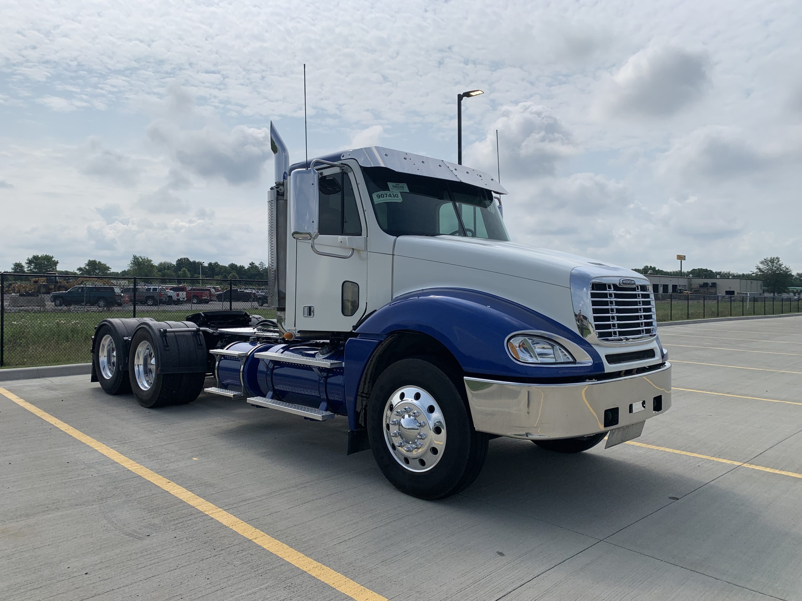 2007 Freightliner CL120 068PM00000FghPq 2007 Freightliner CL120 068PM00000FghPq
