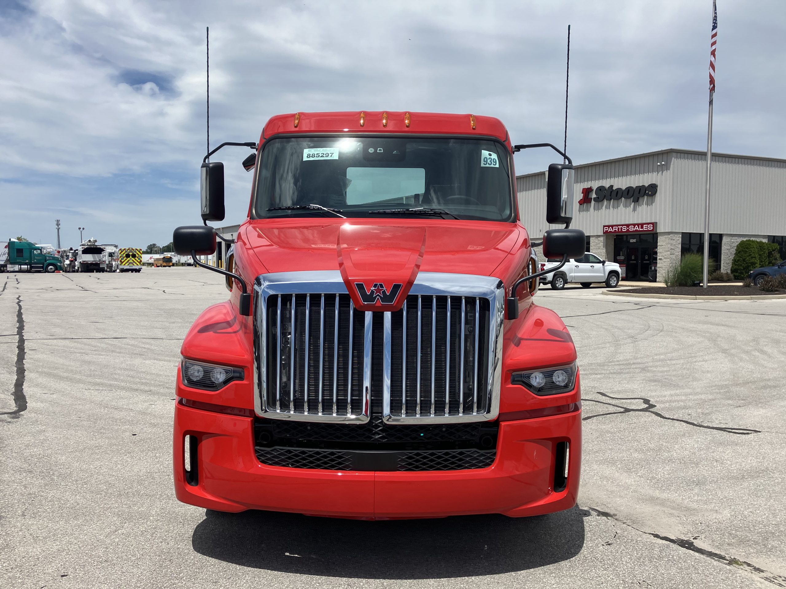 2025 Western Star 57X 068PM00000F7UfA 2025 Western Star 57X 068PM00000F7UfA