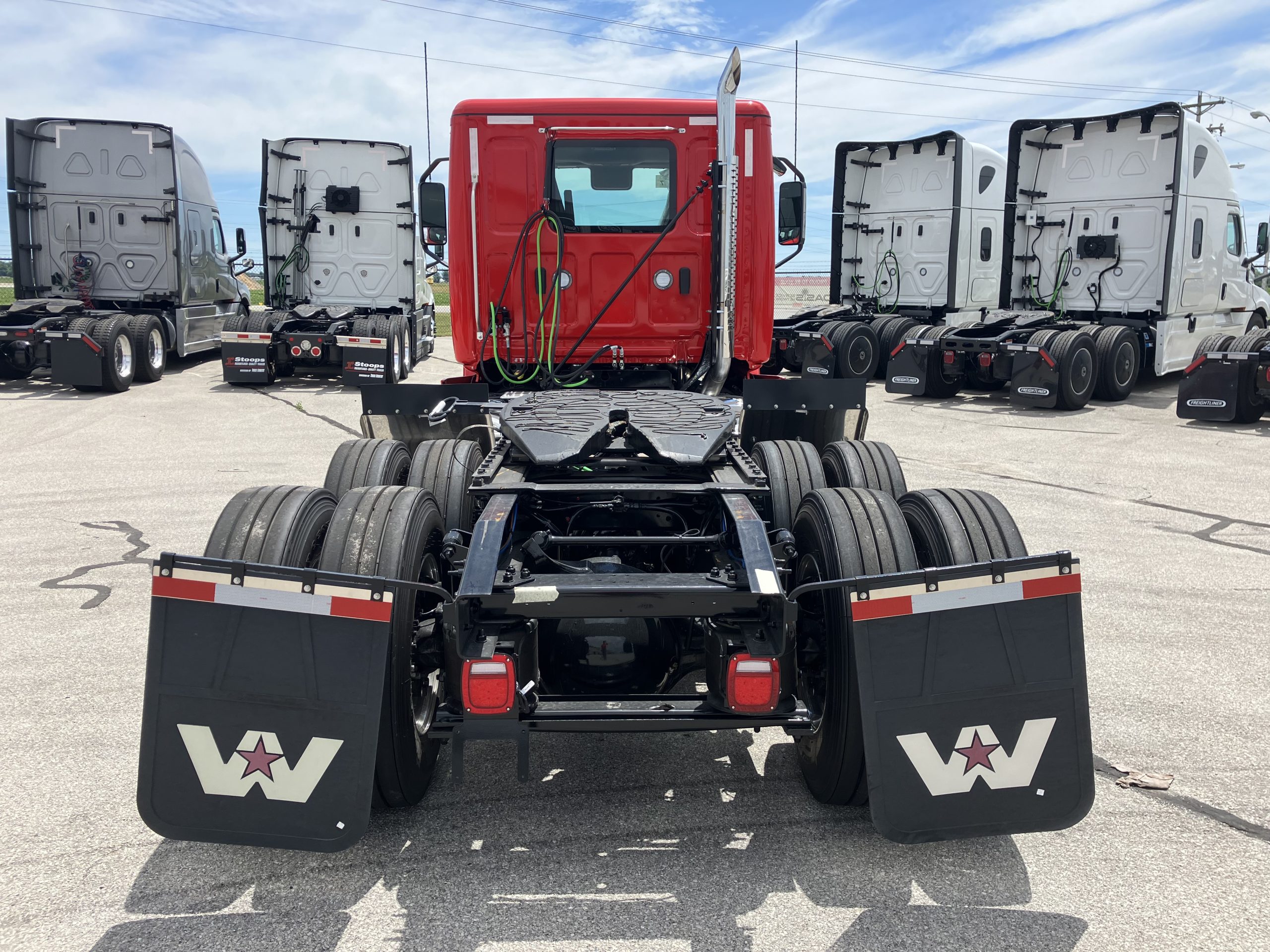 2025 Western Star 57X 068PM00000F7nBS 2025 Western Star 57X 068PM00000F7nBS