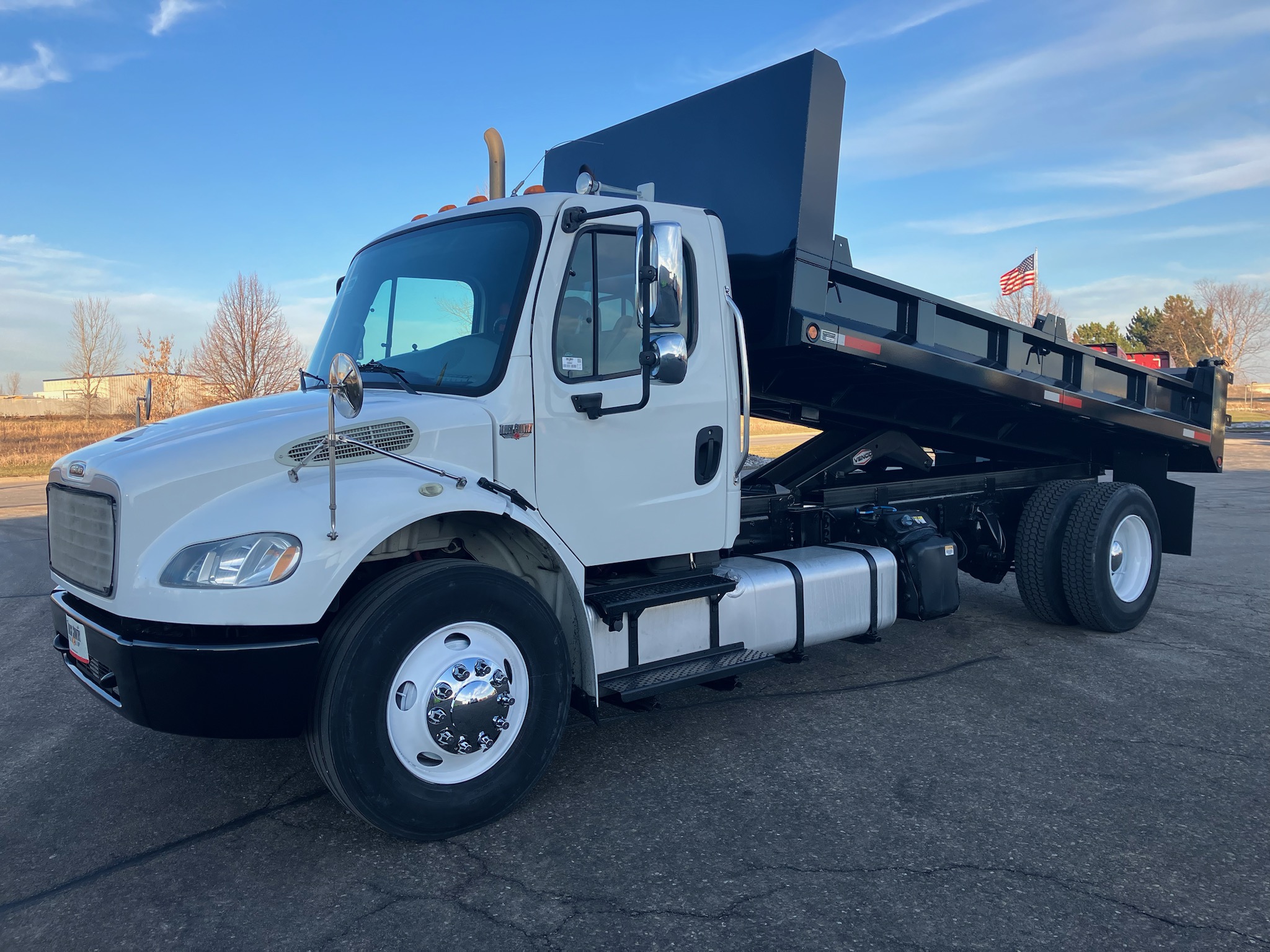 2014 Freightliner M270 068PM00000HQWYu 2014 Freightliner M270 068PM00000HQWYu