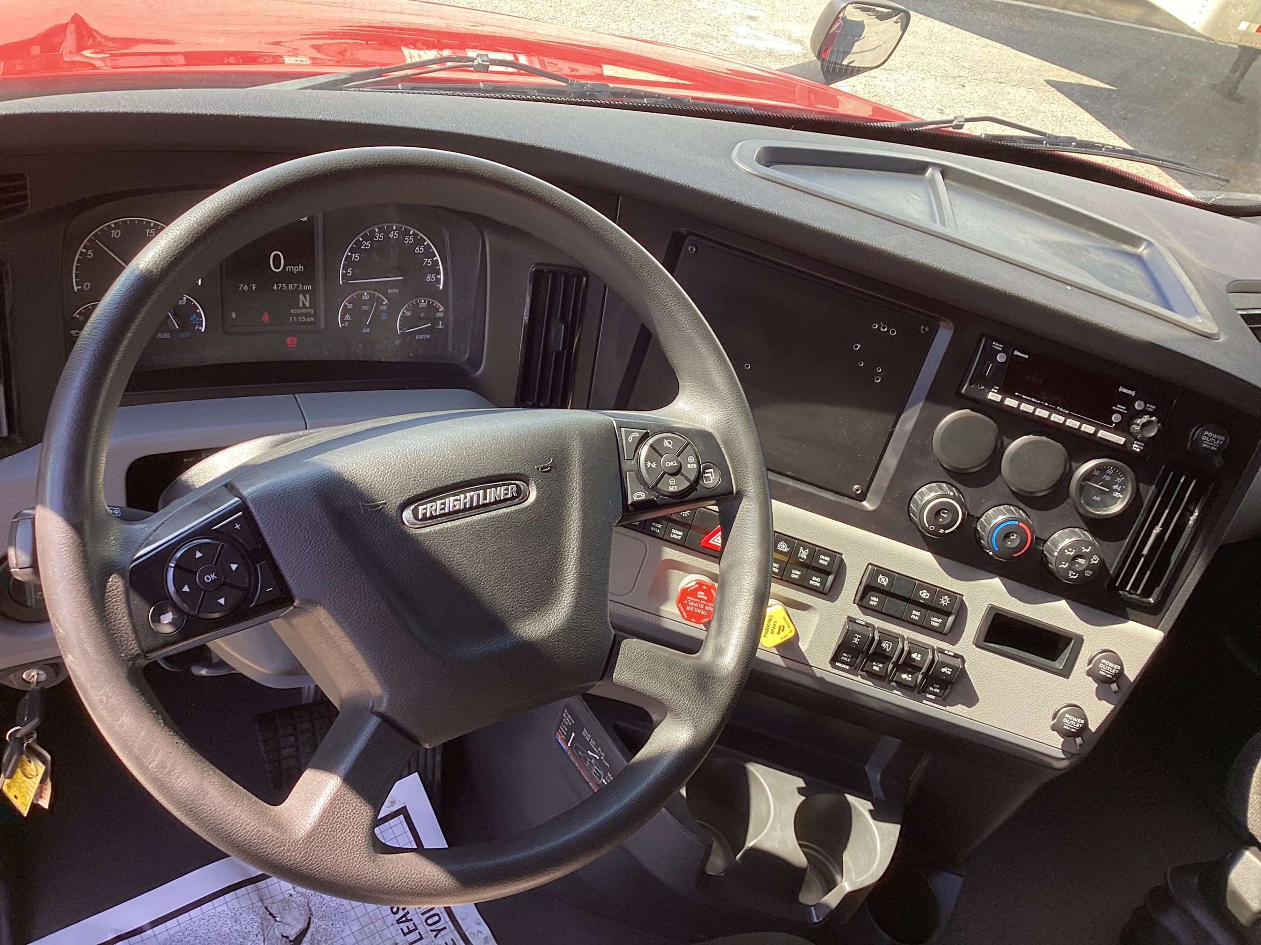 2022 Freightliner PT126 068PM00000IlG5i 2022 Freightliner PT126 068PM00000IlG5i