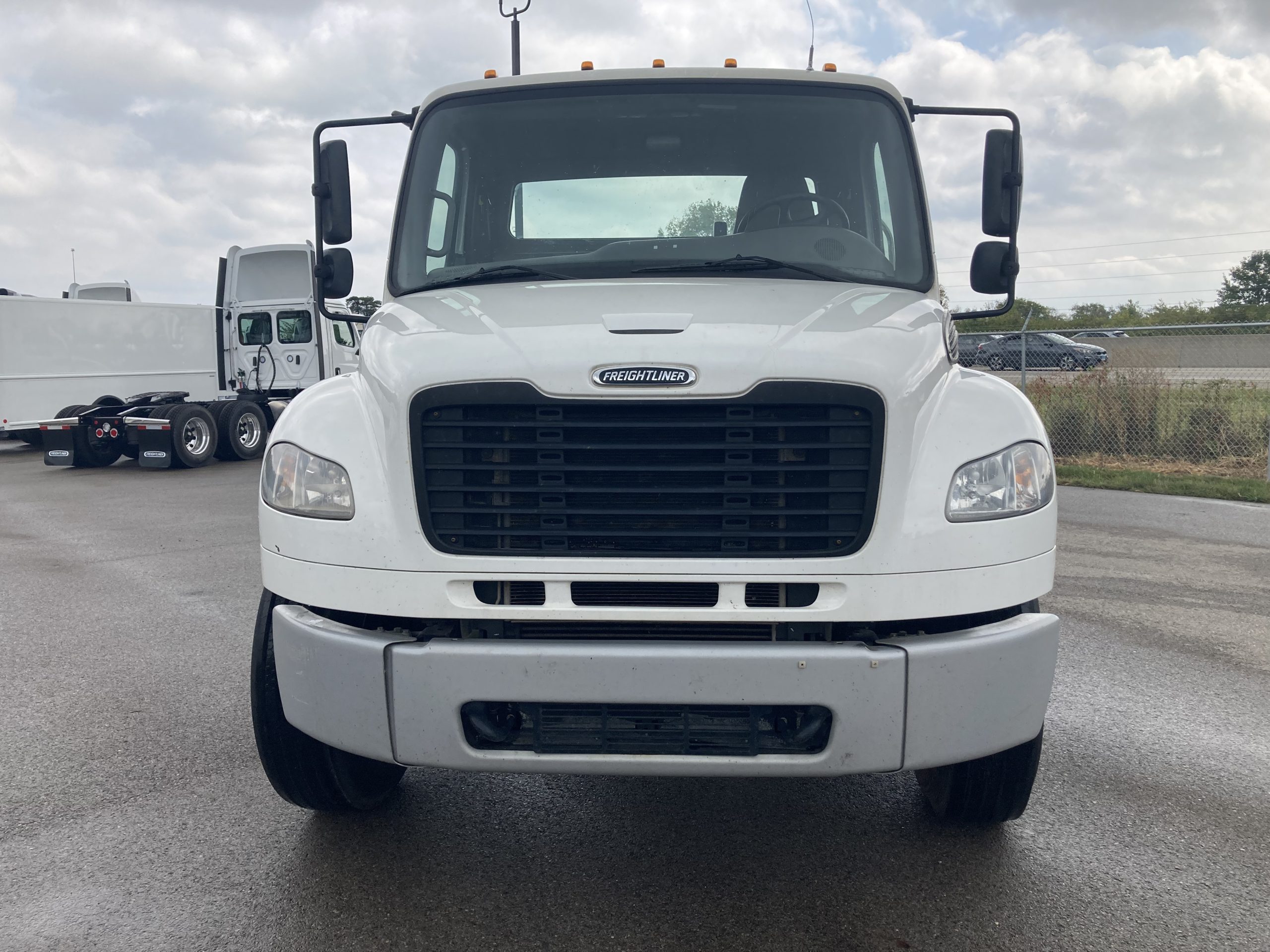2021 Freightliner M2 106 068PM00000KJEIL 2021 Freightliner M2 106 068PM00000KJEIL