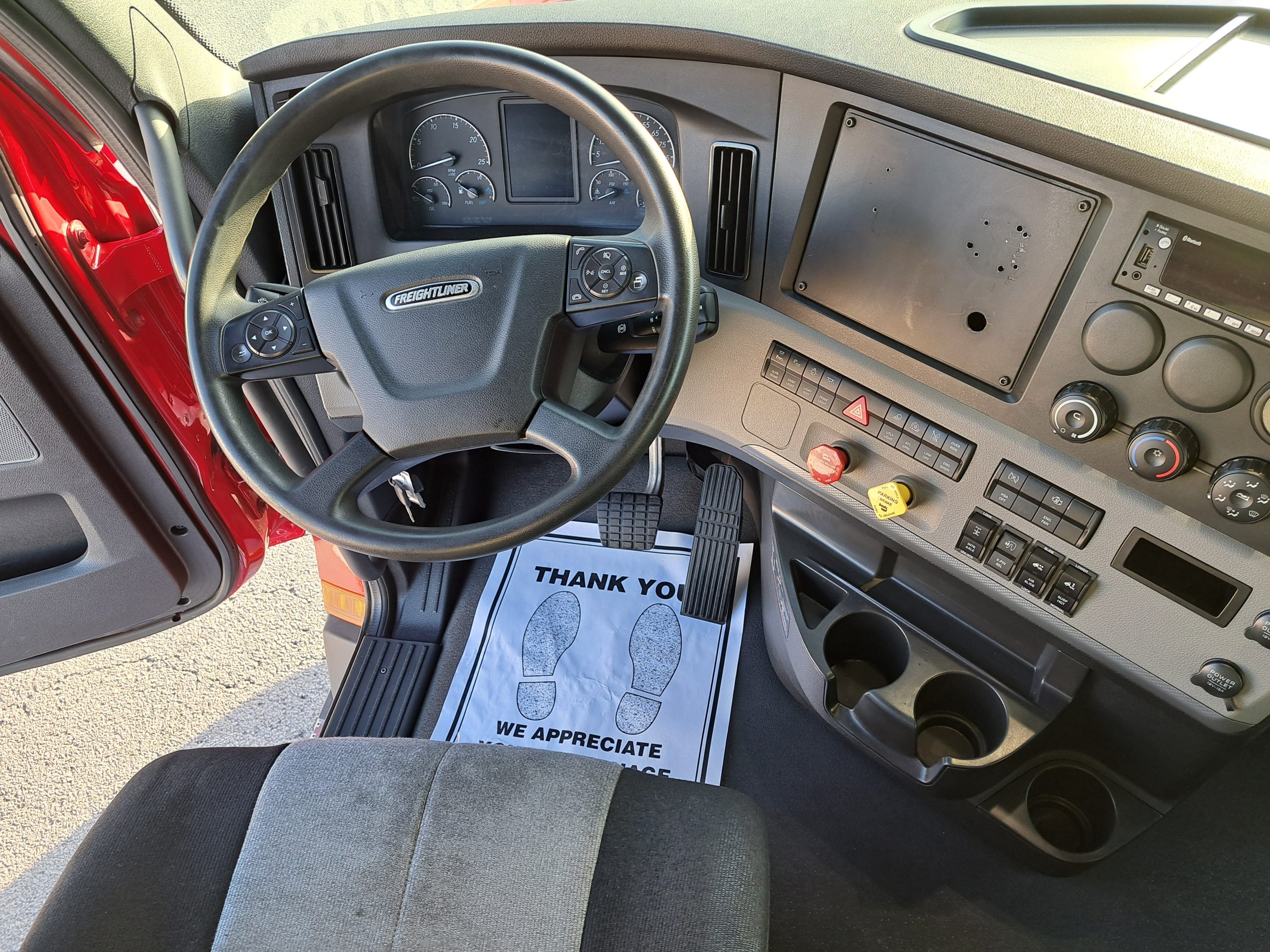 2022 Freightliner PT126 068PM00000L0P8q 2022 Freightliner PT126 068PM00000L0P8q