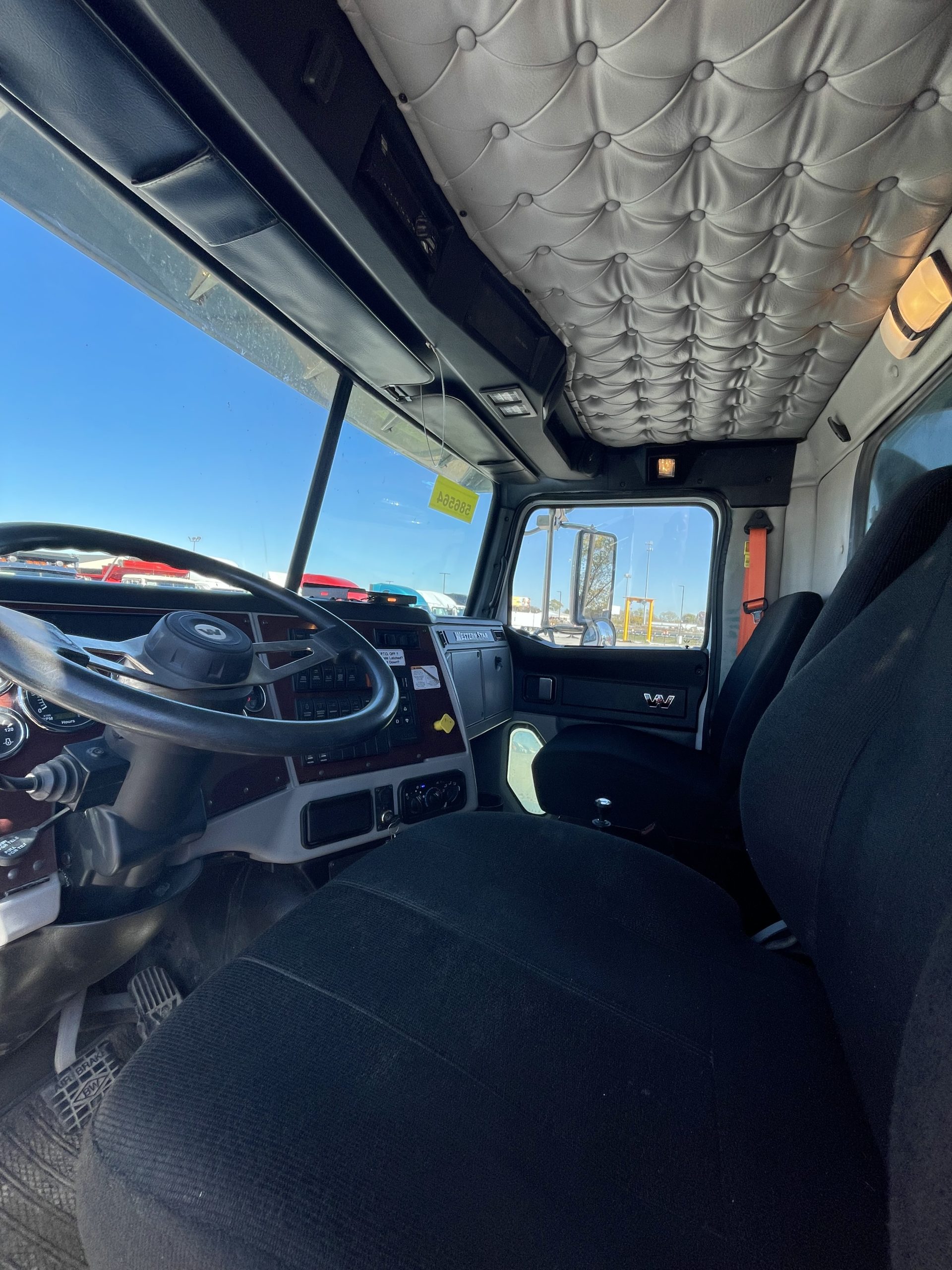2019 Western Star 4700SB 068PM00000Lmqho 2019 Western Star 4700SB 068PM00000Lmqho