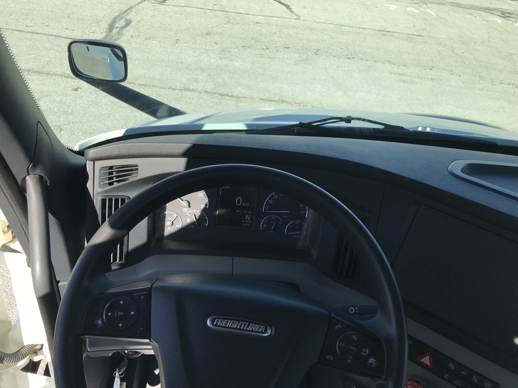 2020 Freightliner PE116 068PM00000MFbHG 2020 Freightliner PE116 068PM00000MFbHG