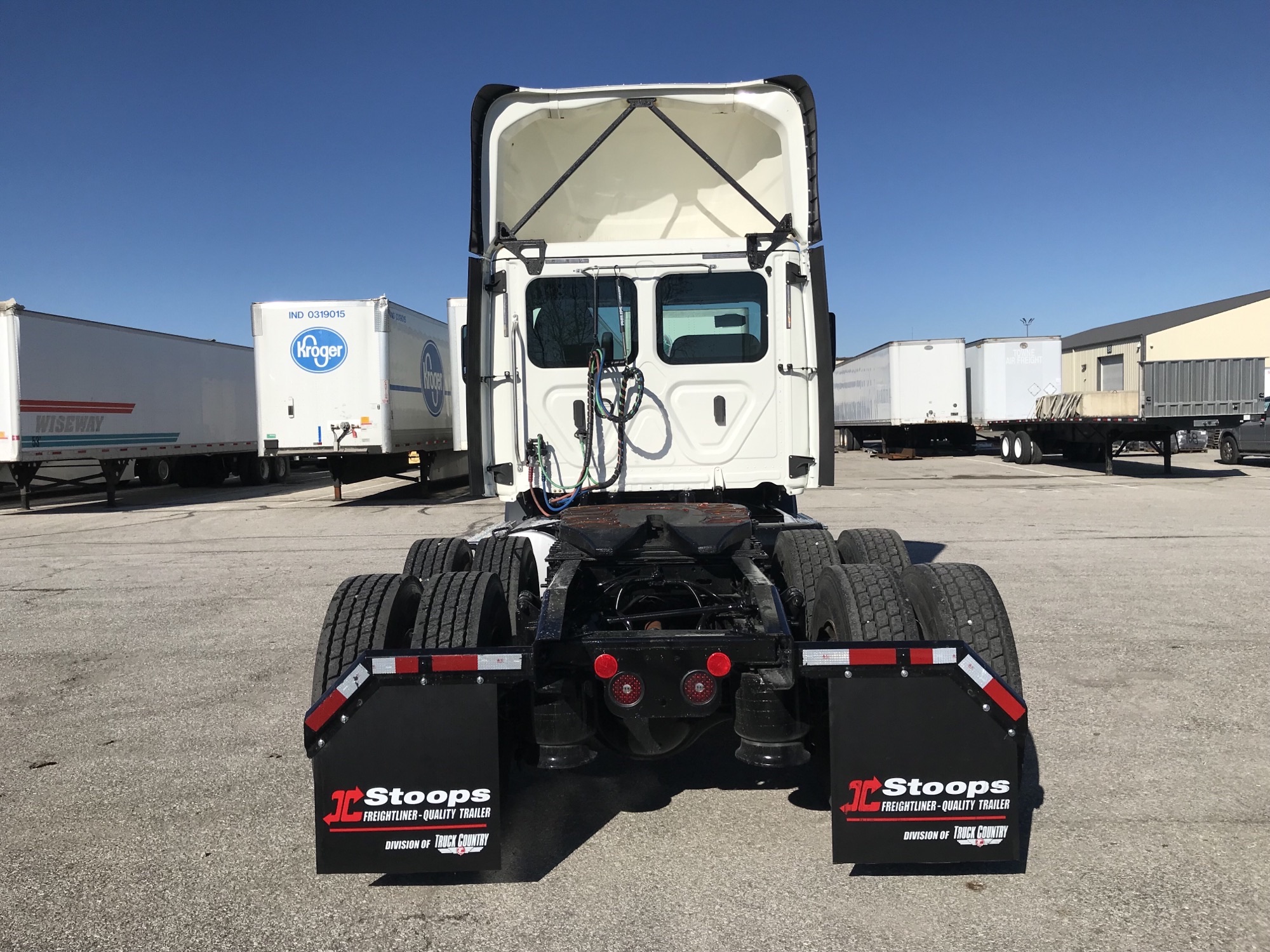 2020 Freightliner PE116 068PM00000MFj51 2020 Freightliner PE116 068PM00000MFj51
