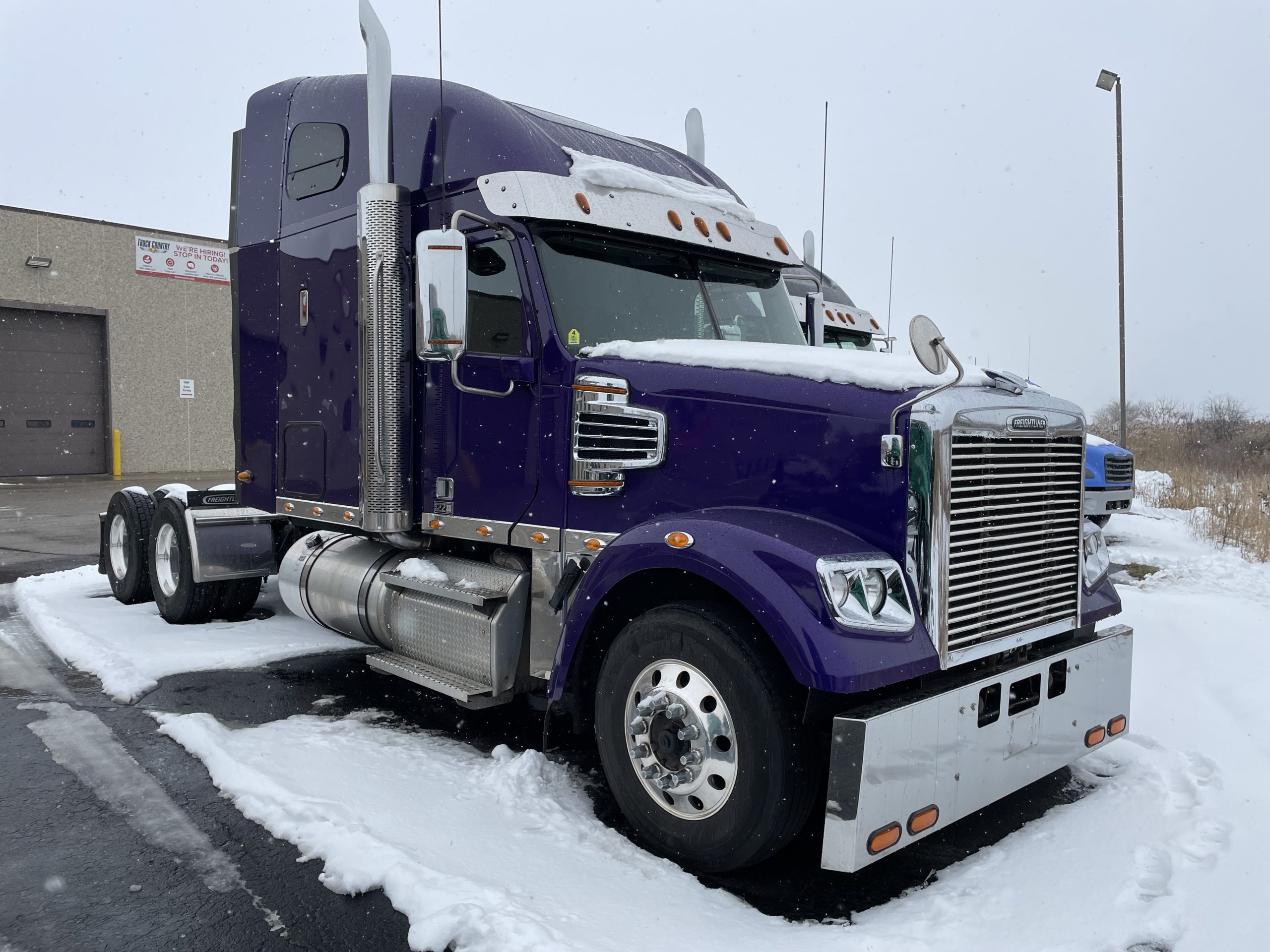 2022 Freightliner 122SD 068PM00000OJevG 2022 Freightliner 122SD 068PM00000OJevG