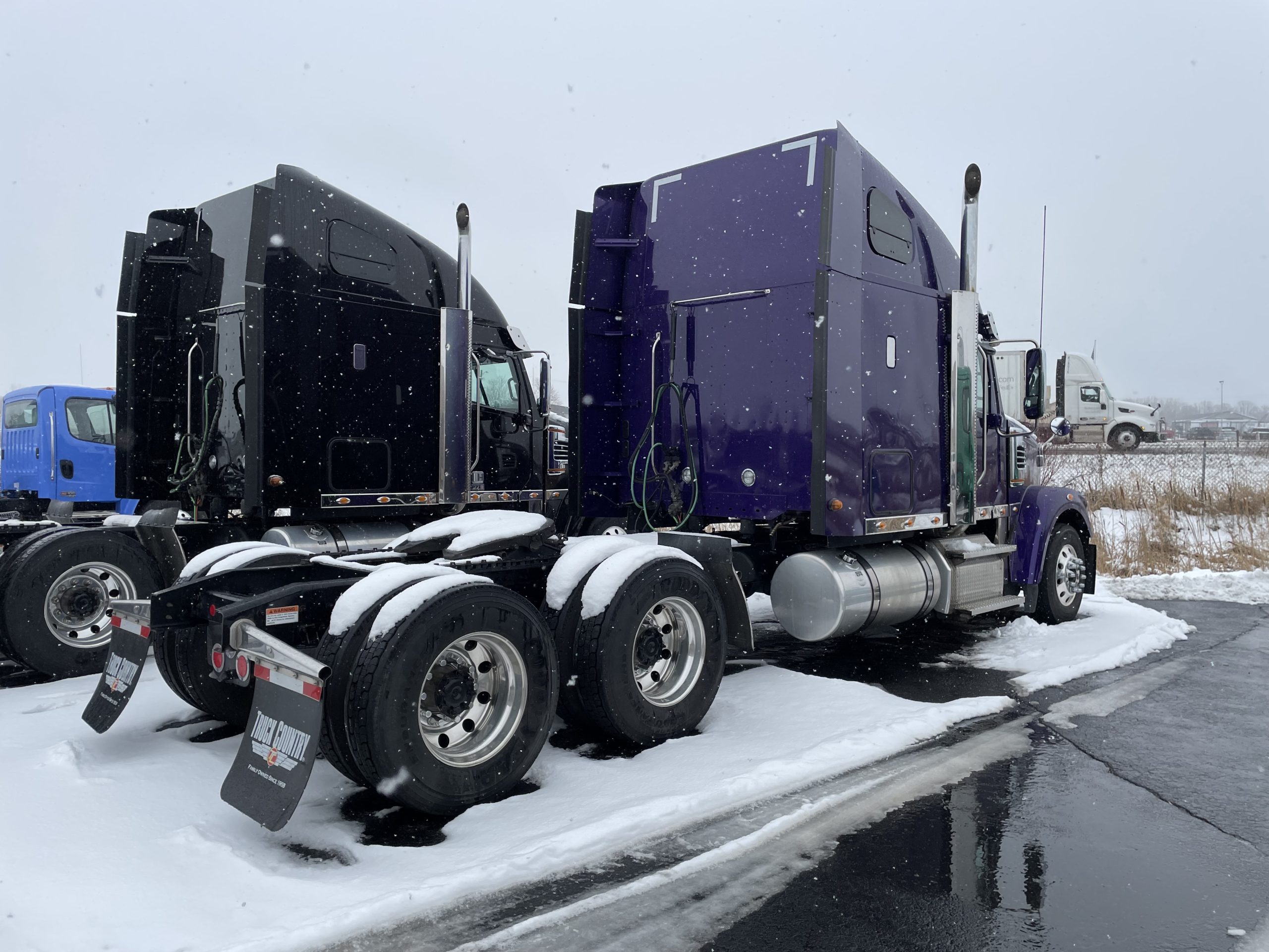 2022 Freightliner 122SD 068PM00000OJgKI 2022 Freightliner 122SD 068PM00000OJgKI
