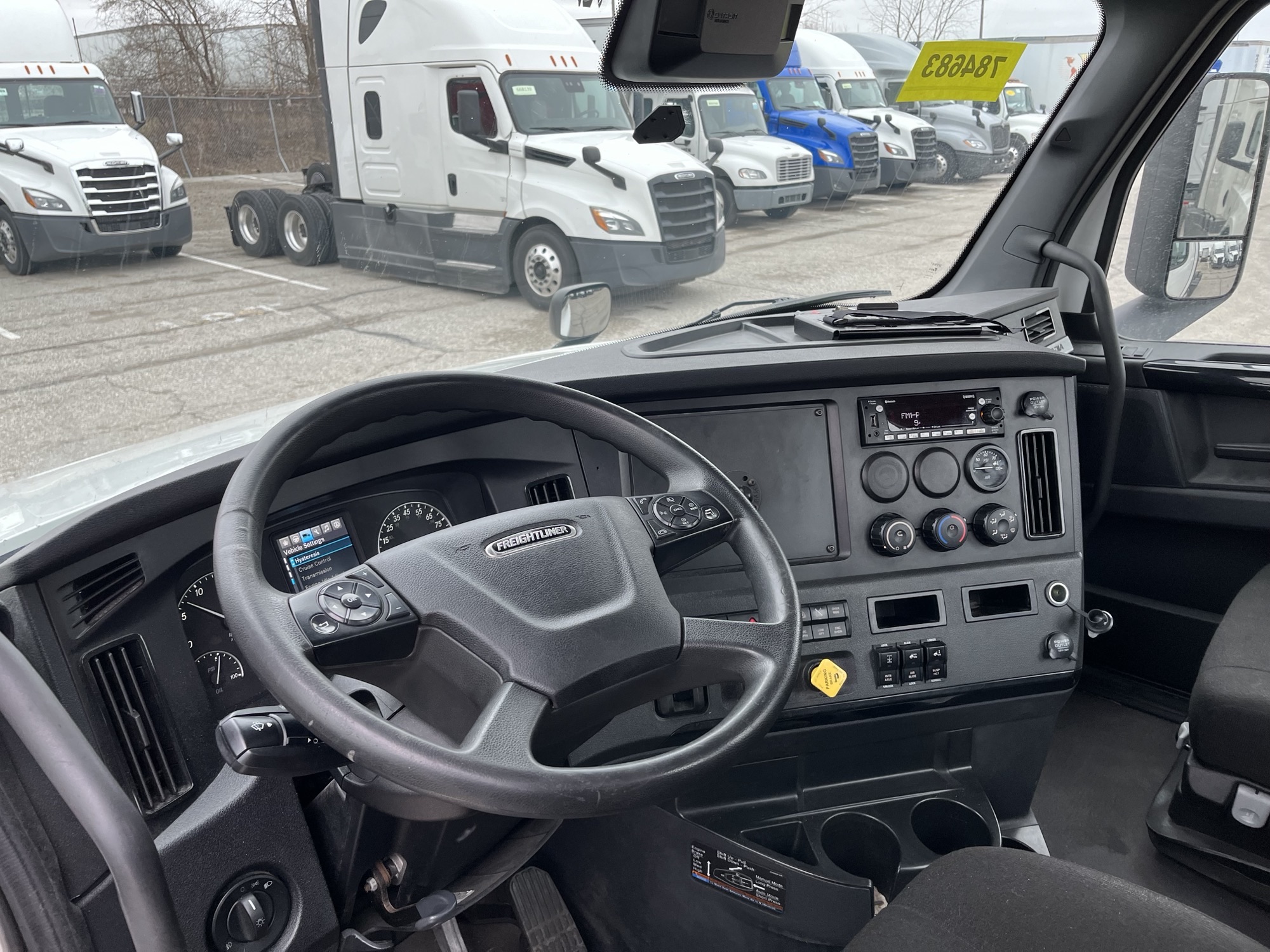 2023 Freightliner PT126 - image 2 of 3