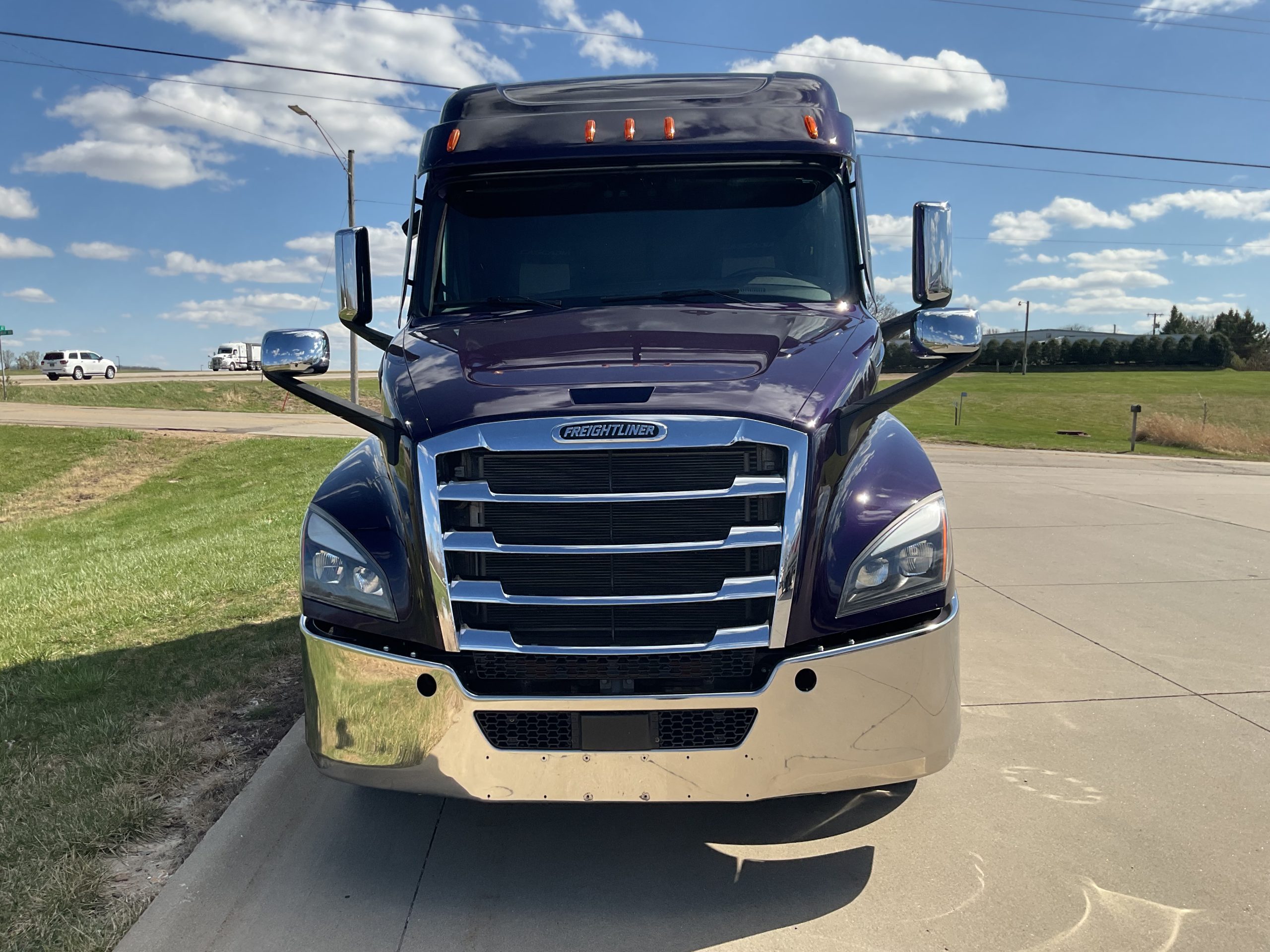 2023 Freightliner PT126 - image 2 of 6