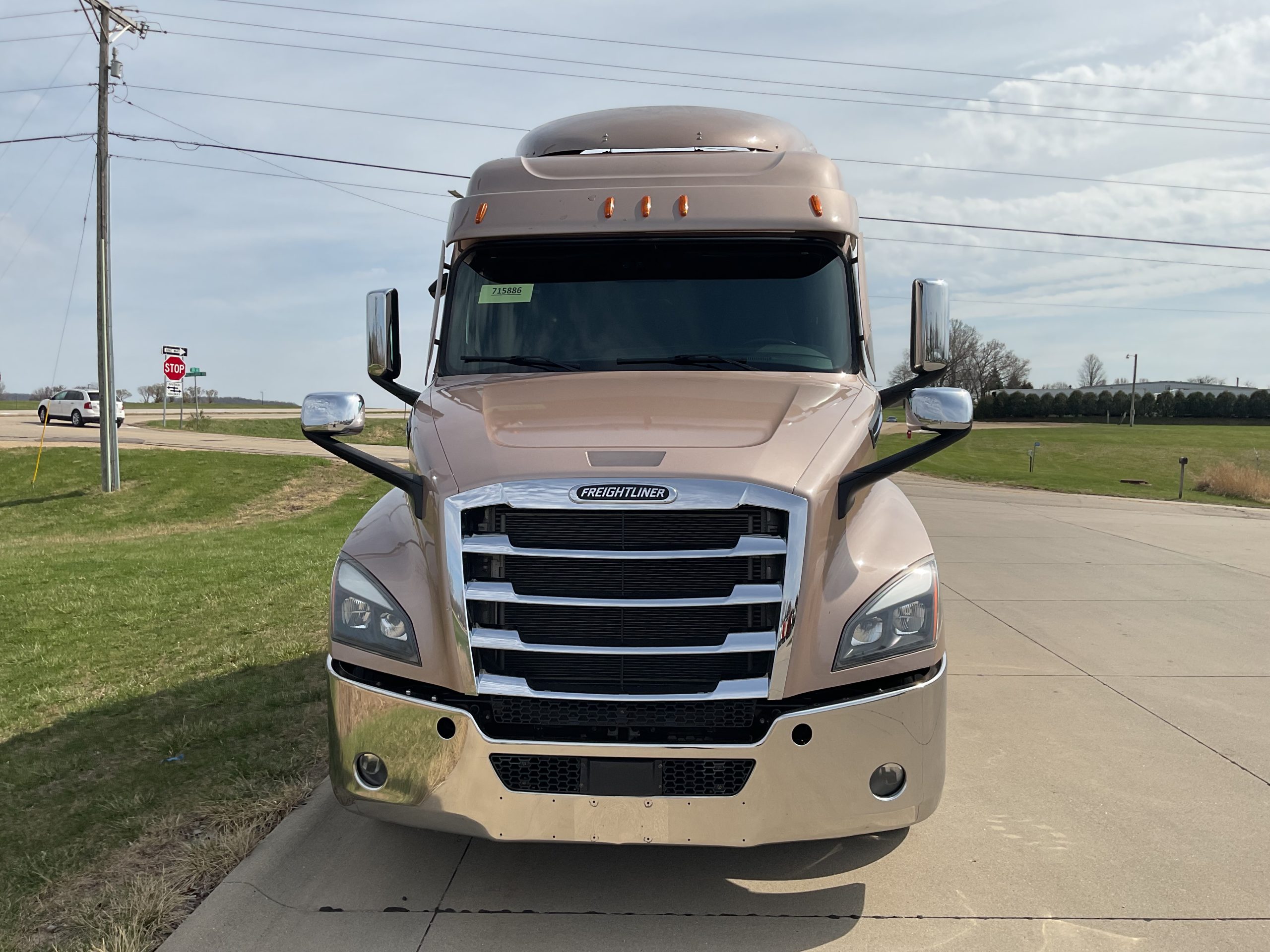 2022 Freightliner PT126 - image 2 of 6