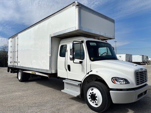 2019 Freightliner M2 106 068PM00000UAPaL 2019 Freightliner M2 106 068PM00000UAPaL