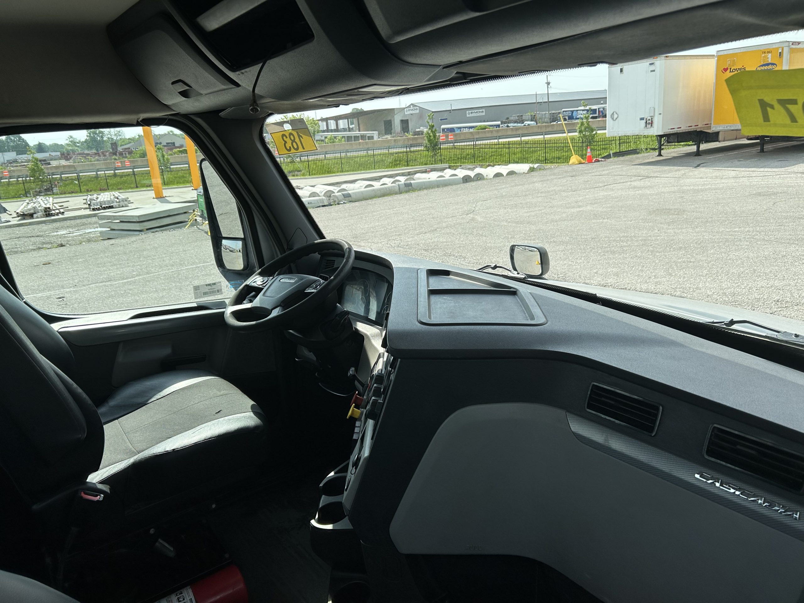2019 Freightliner PT126DC 068PM00000VKVSS 2019 Freightliner PT126DC 068PM00000VKVSS