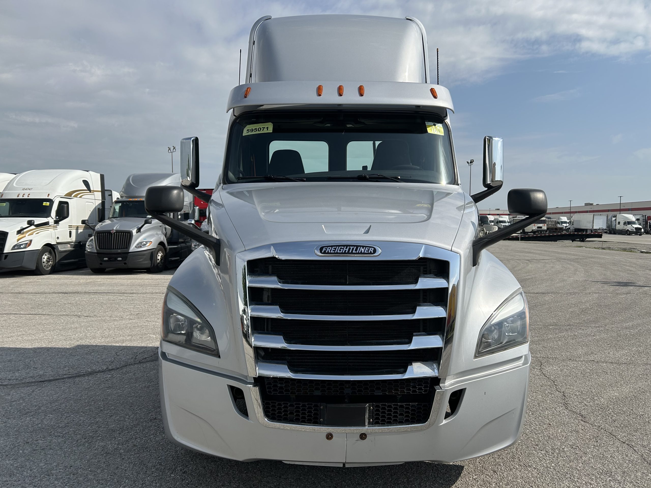 2019 Freightliner PT126DC 068PM00000VKWoQ 2019 Freightliner PT126DC 068PM00000VKWoQ