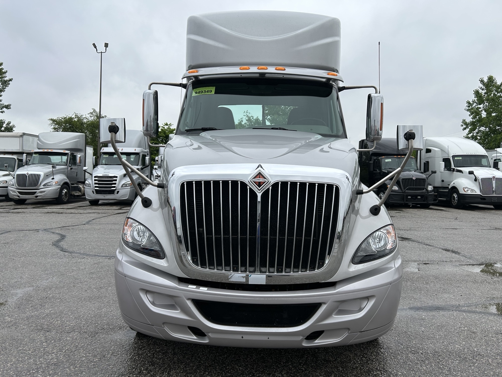 2015 International PRO 068PM00000VaTT4 2015 International PRO 068PM00000VaTT4