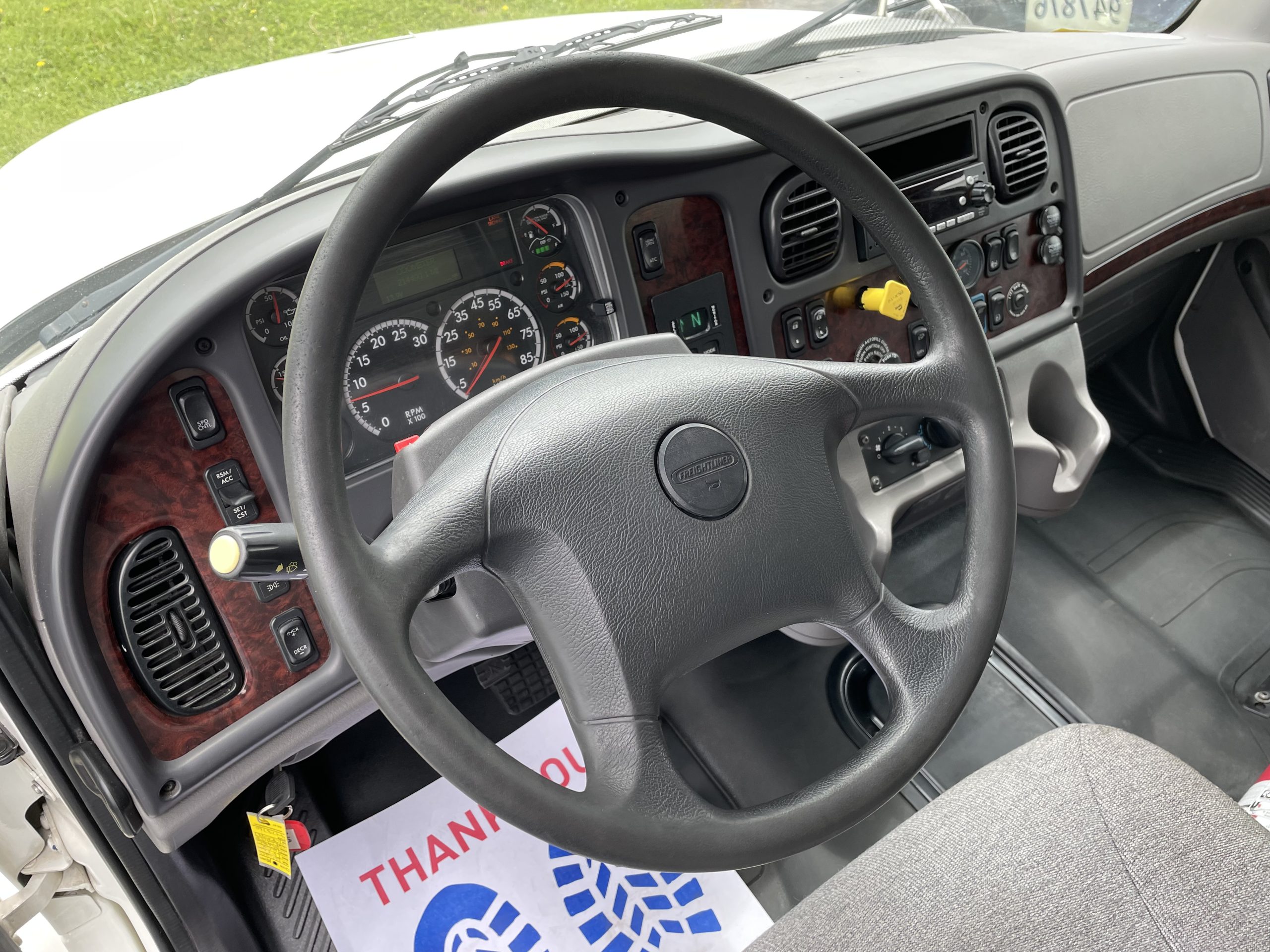 2020 Freightliner M280 - image 4 of 6