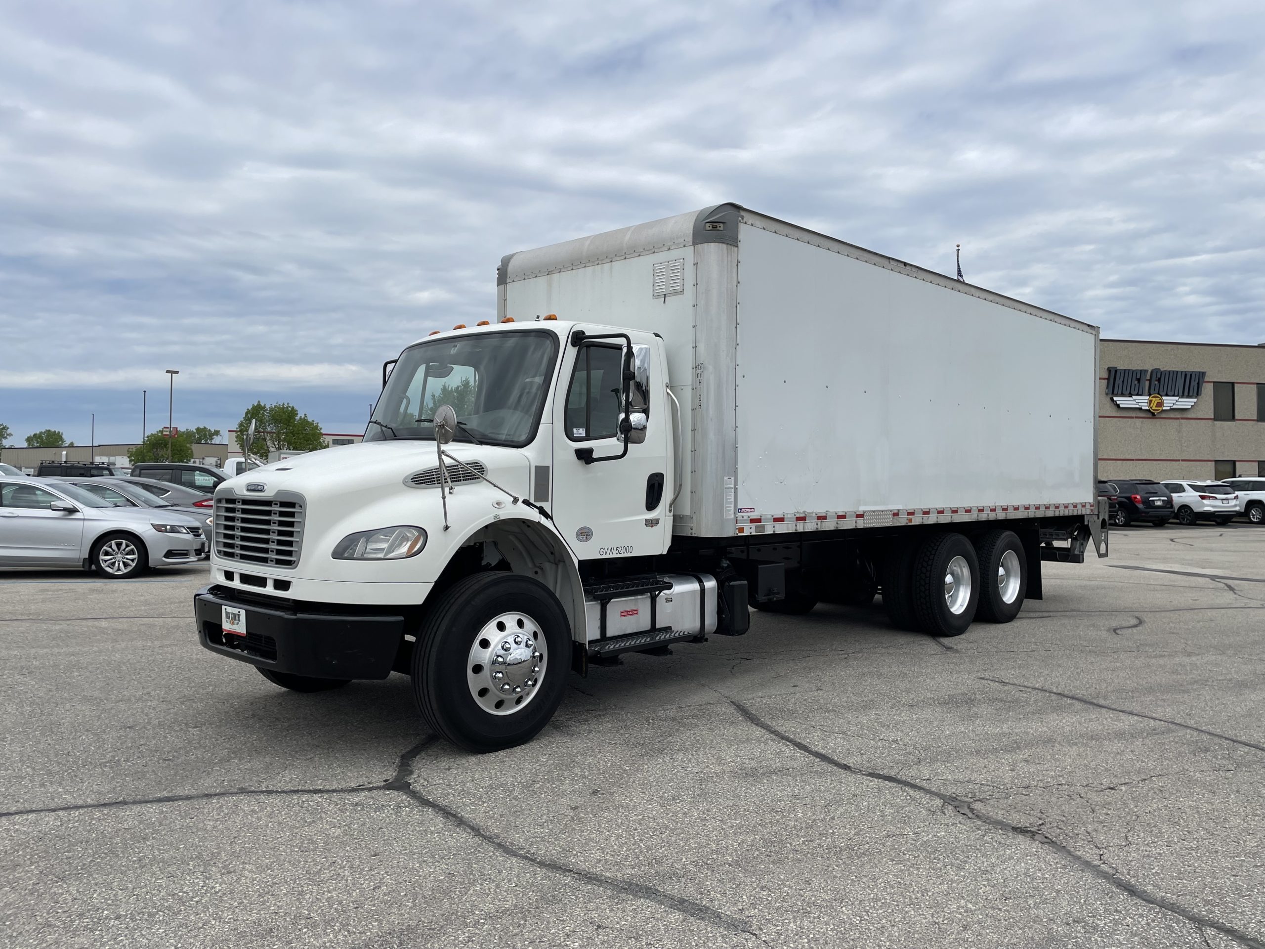 2020 Freightliner M280 - image 1 of 6