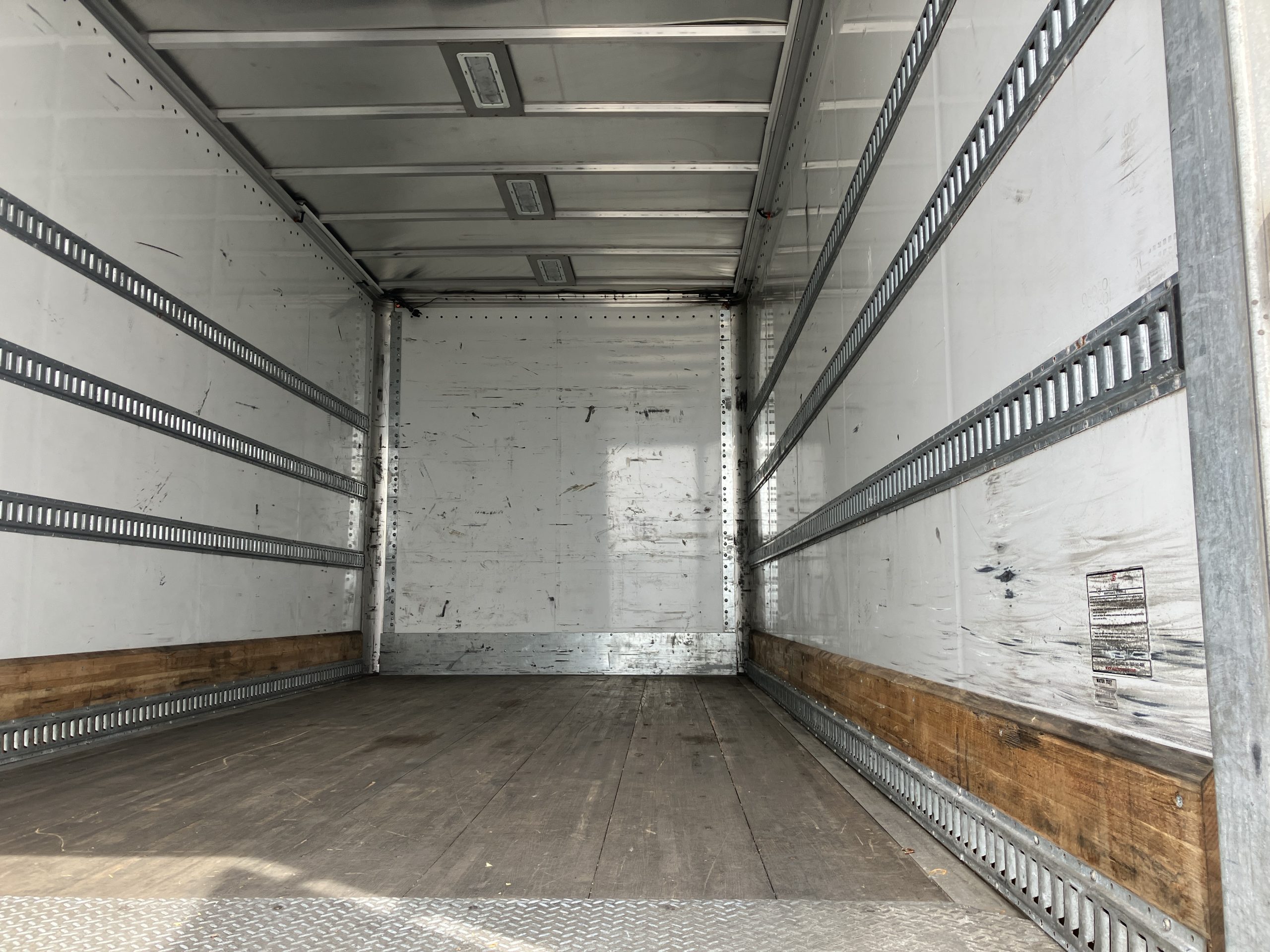 2016 Freightliner CA113 - image 1 of 6