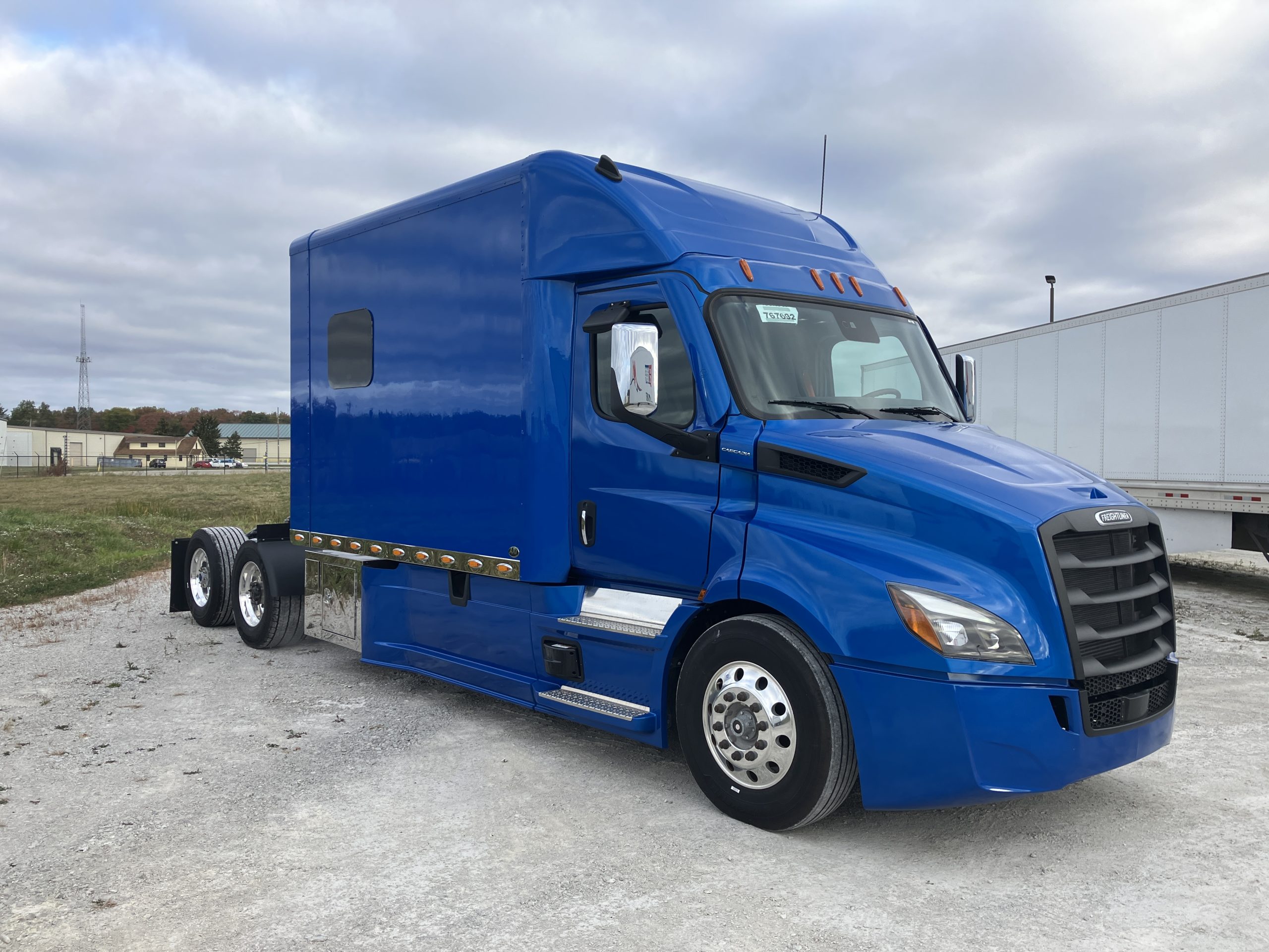2023 Freightliner PE116 - image 3 of 6