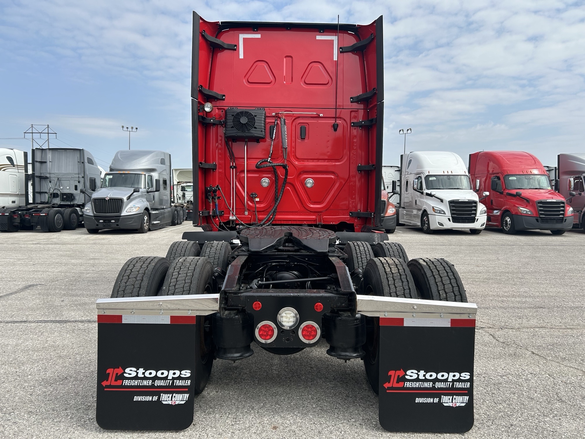 2020 Freightliner PT126 - image 4 of 6