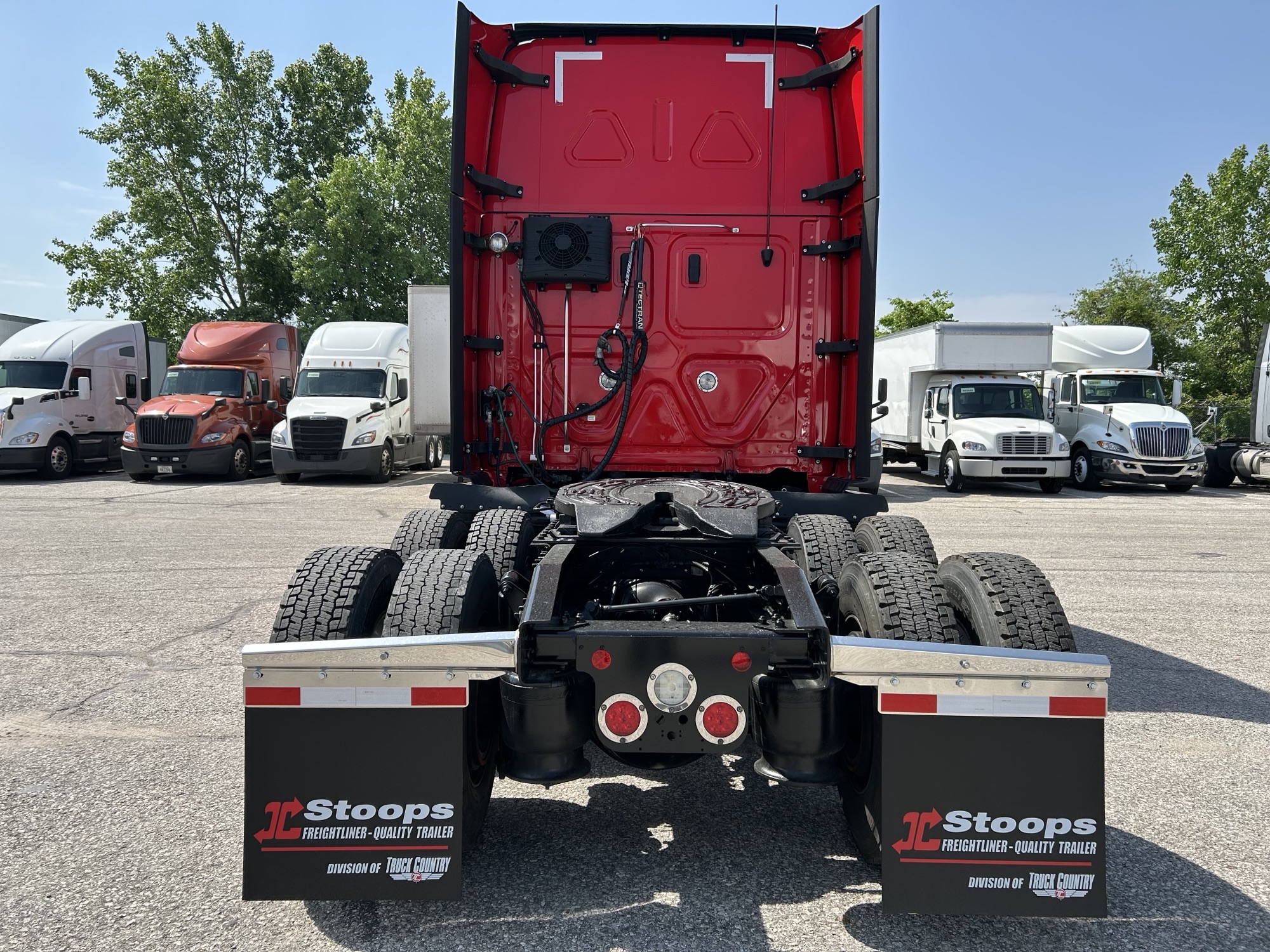 2020 Freightliner PT126 - image 4 of 6