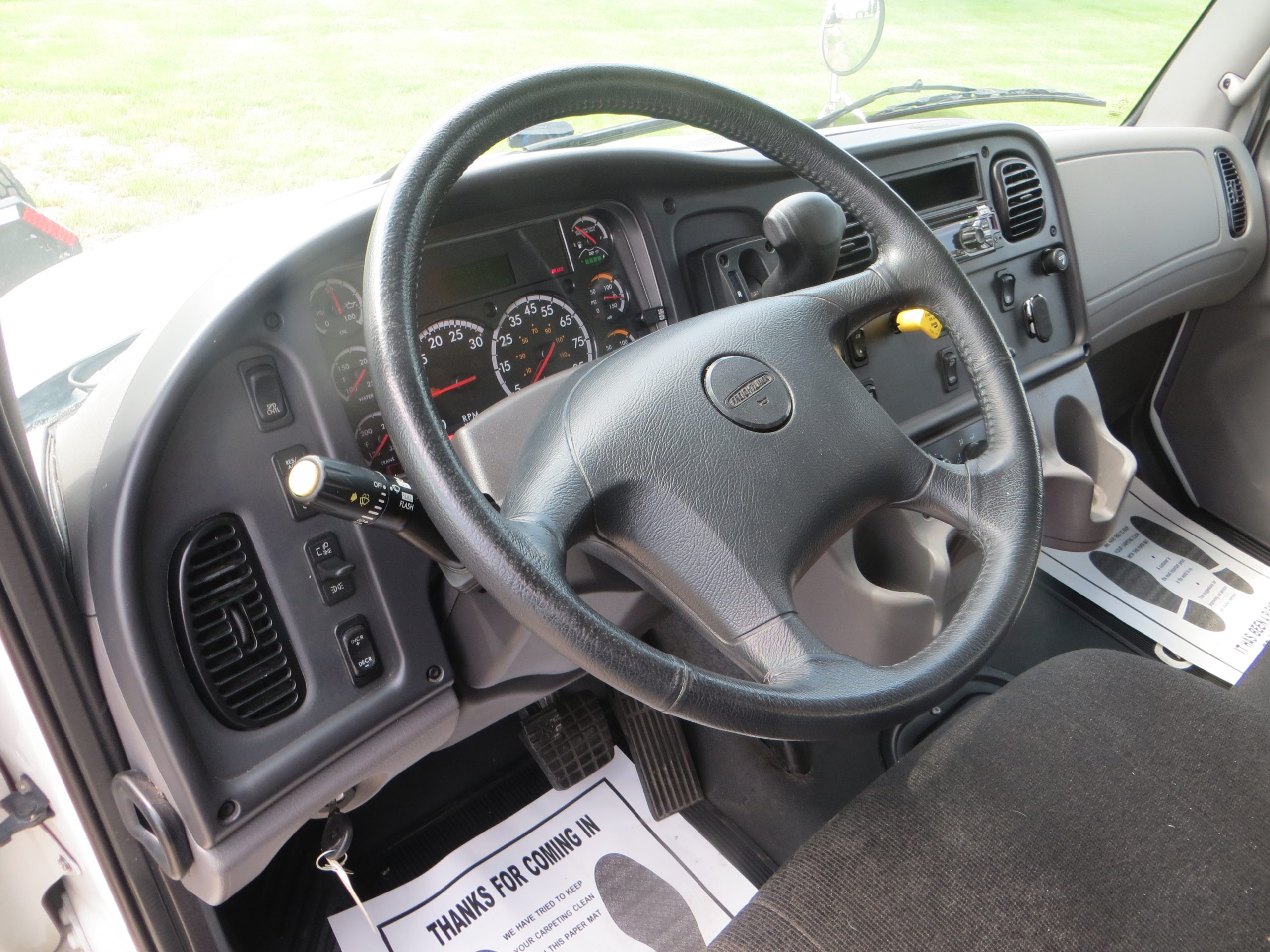 2022 Freightliner M2 106 - image 6 of 6