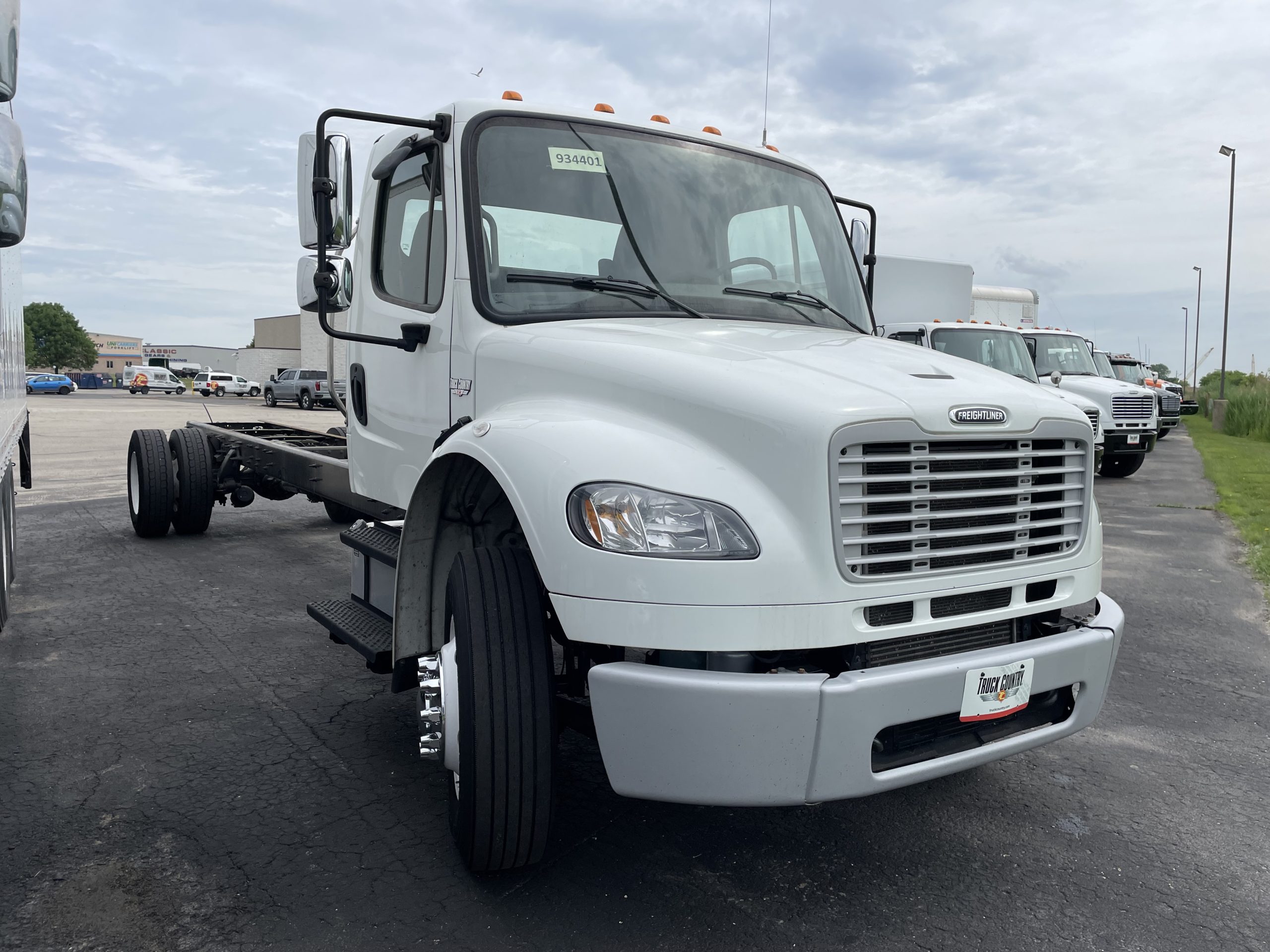2022 Freightliner M260 - image 3 of 5