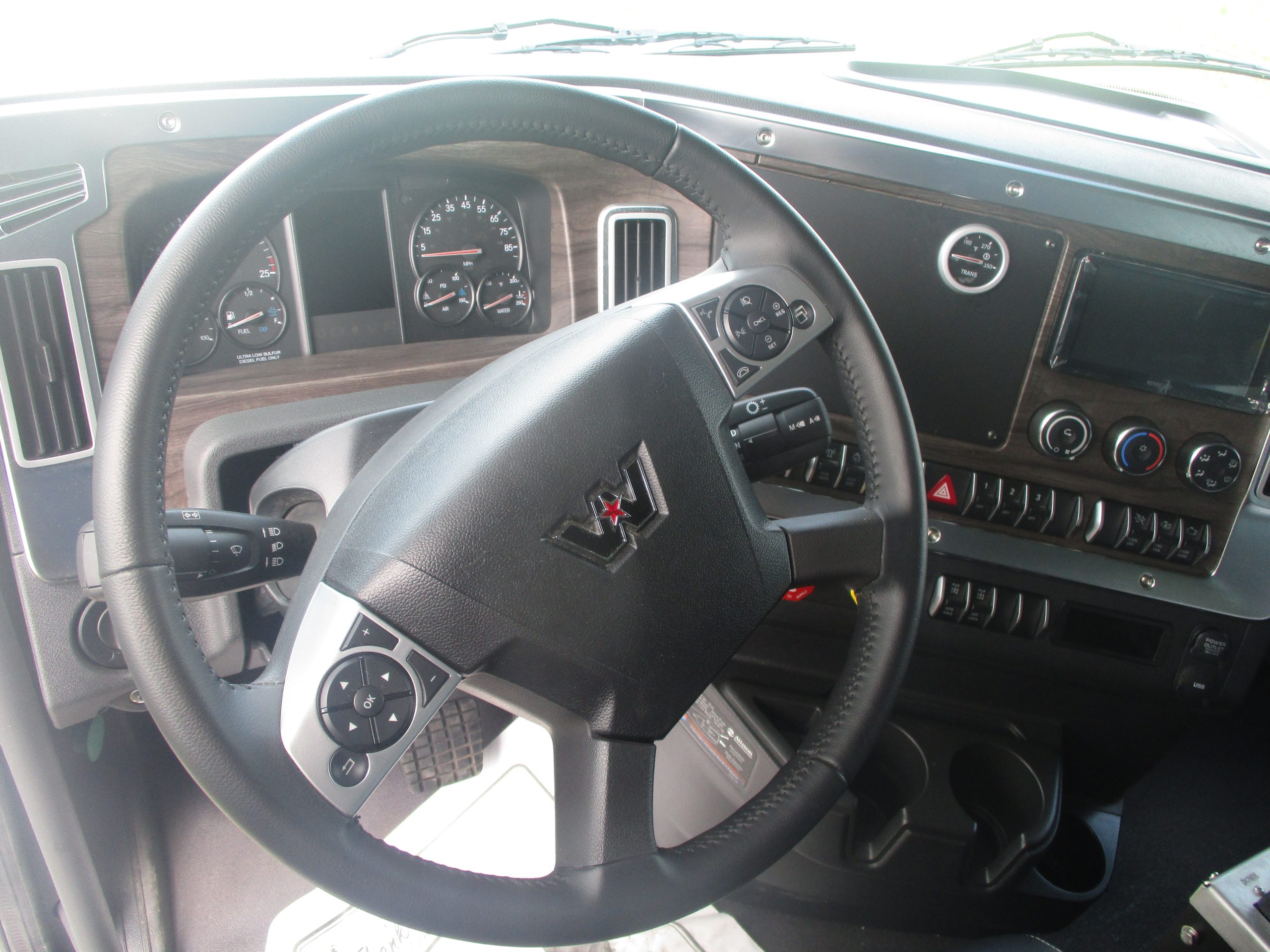 2026 Western Star 47X - image 6 of 6