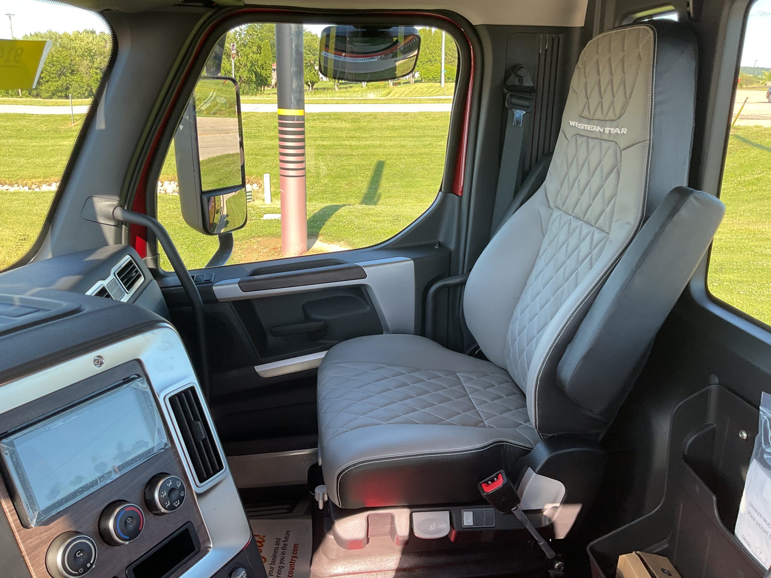 2026 Western Star 49X - image 5 of 6