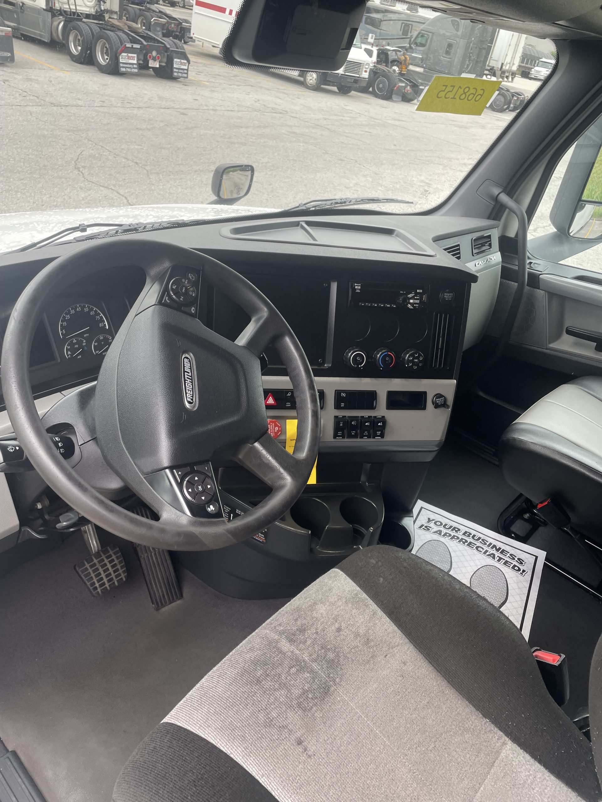 2021 Freightliner PT126 - image 2 of 6