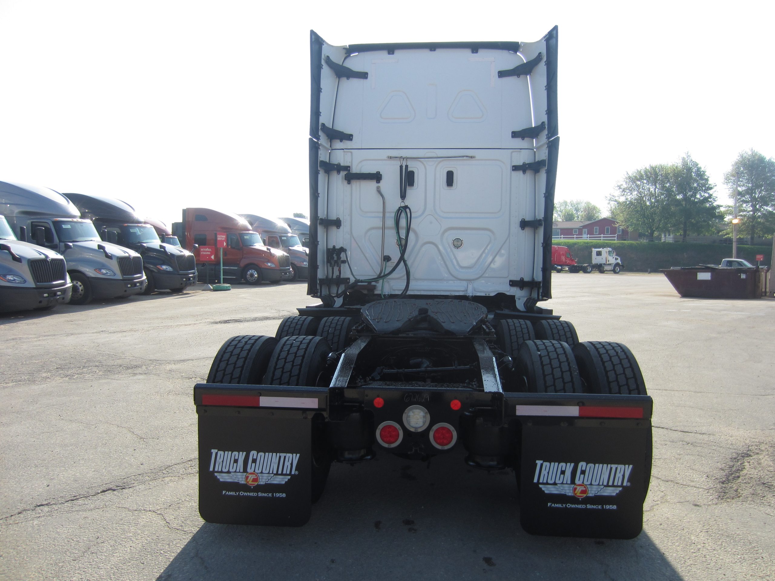 2021 Freightliner PT126 - image 4 of 6