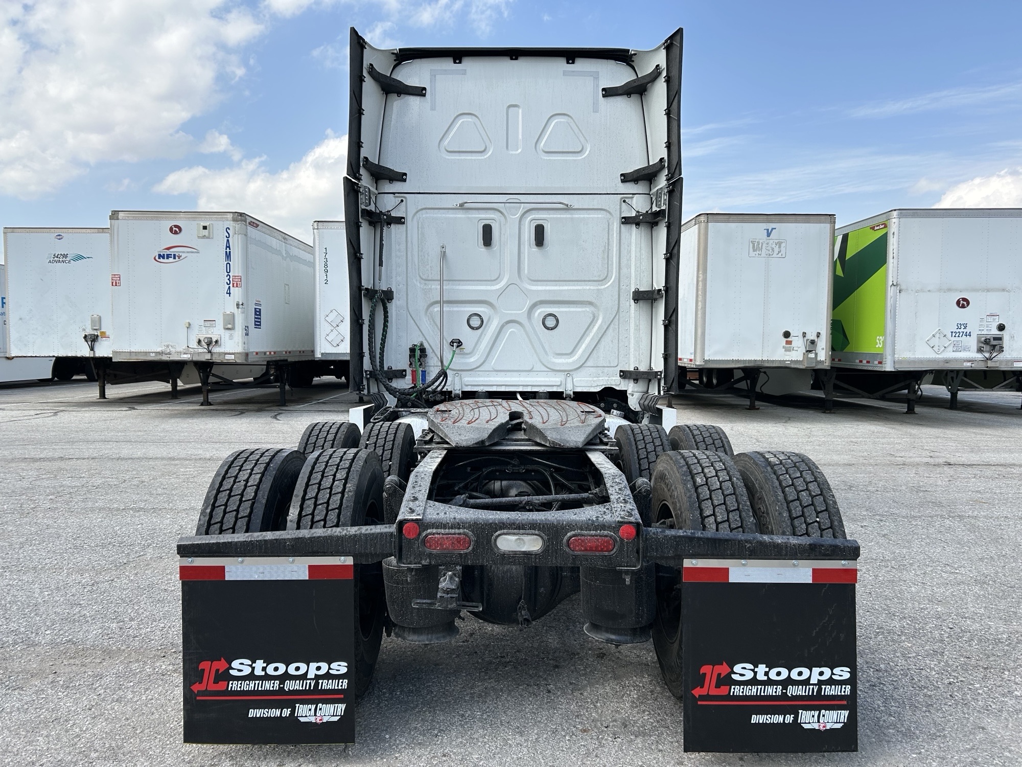2023 Freightliner PT126 - image 5 of 6
