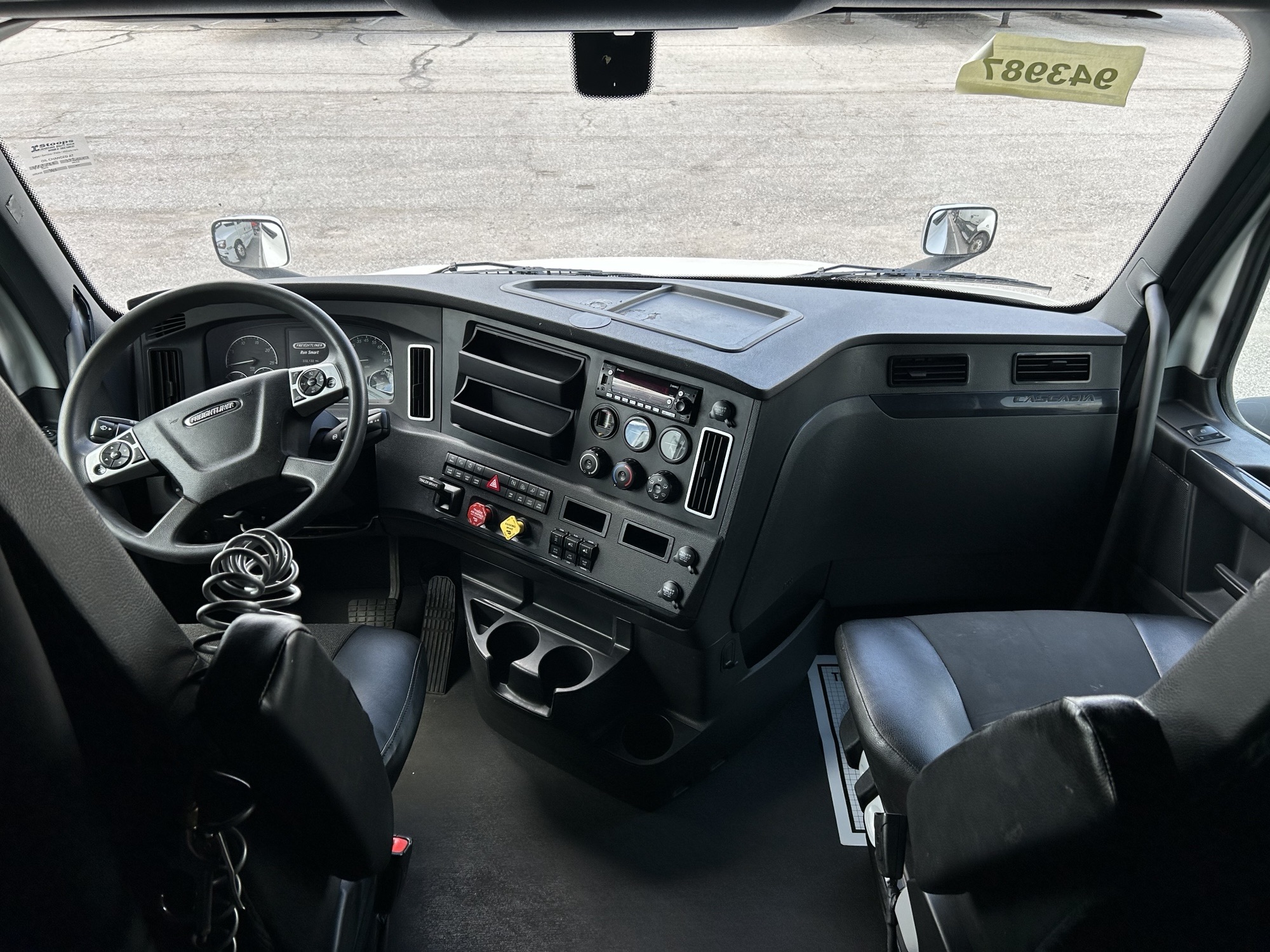 2023 Freightliner PT126 - image 6 of 6