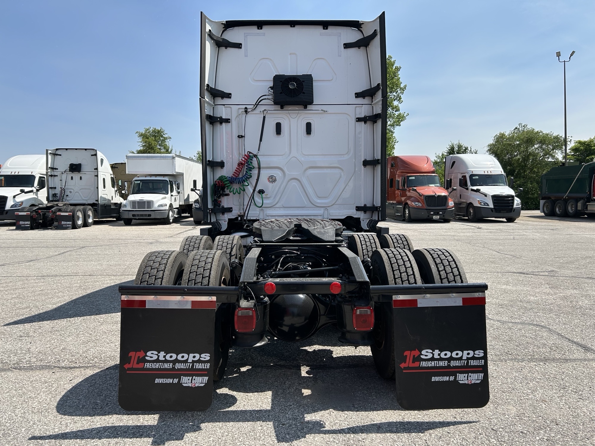 2022 Freightliner PT126 - image 4 of 6