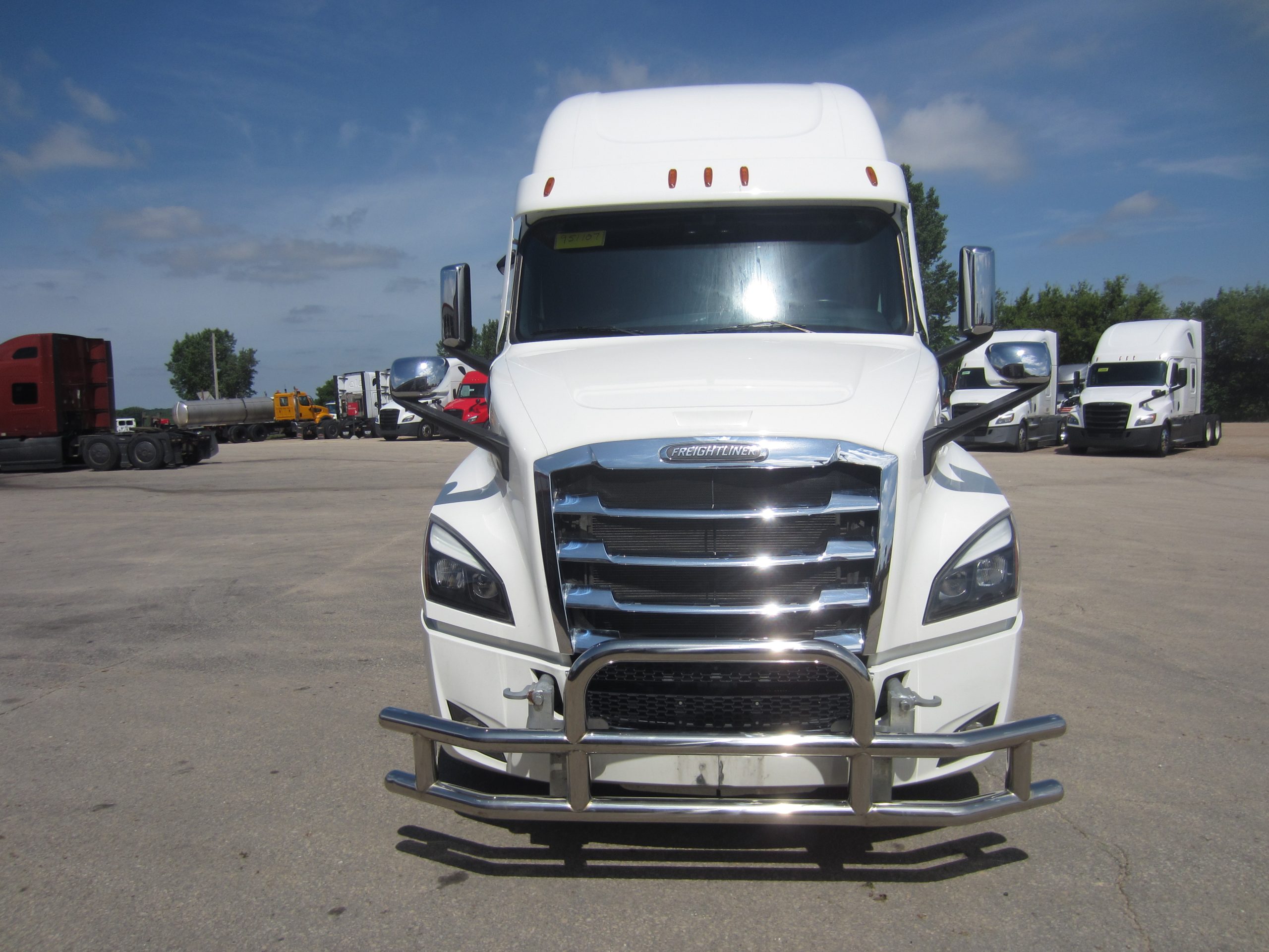 2023 Freightliner PT126 - image 2 of 6