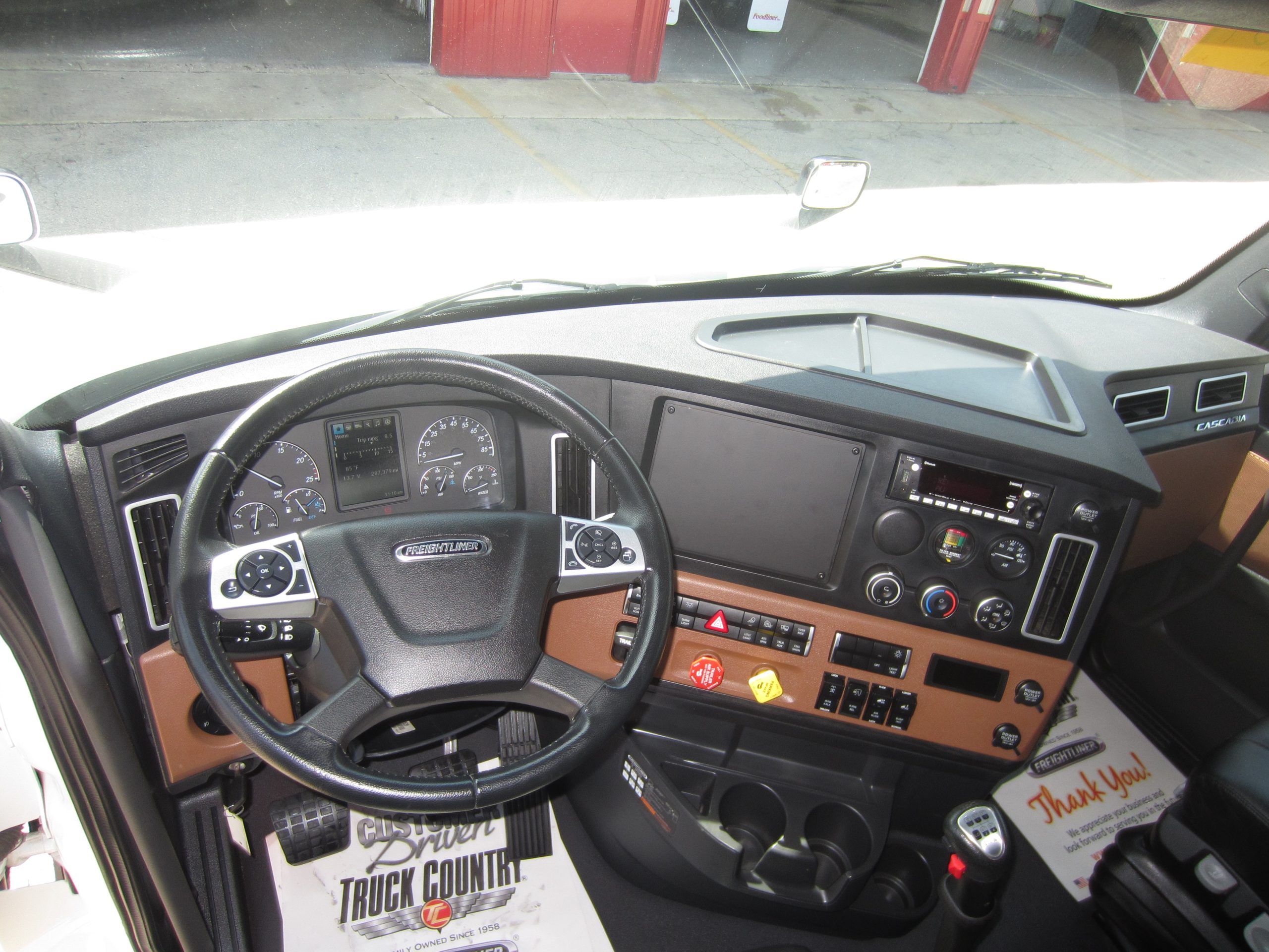 2023 Freightliner PT126 - image 5 of 6