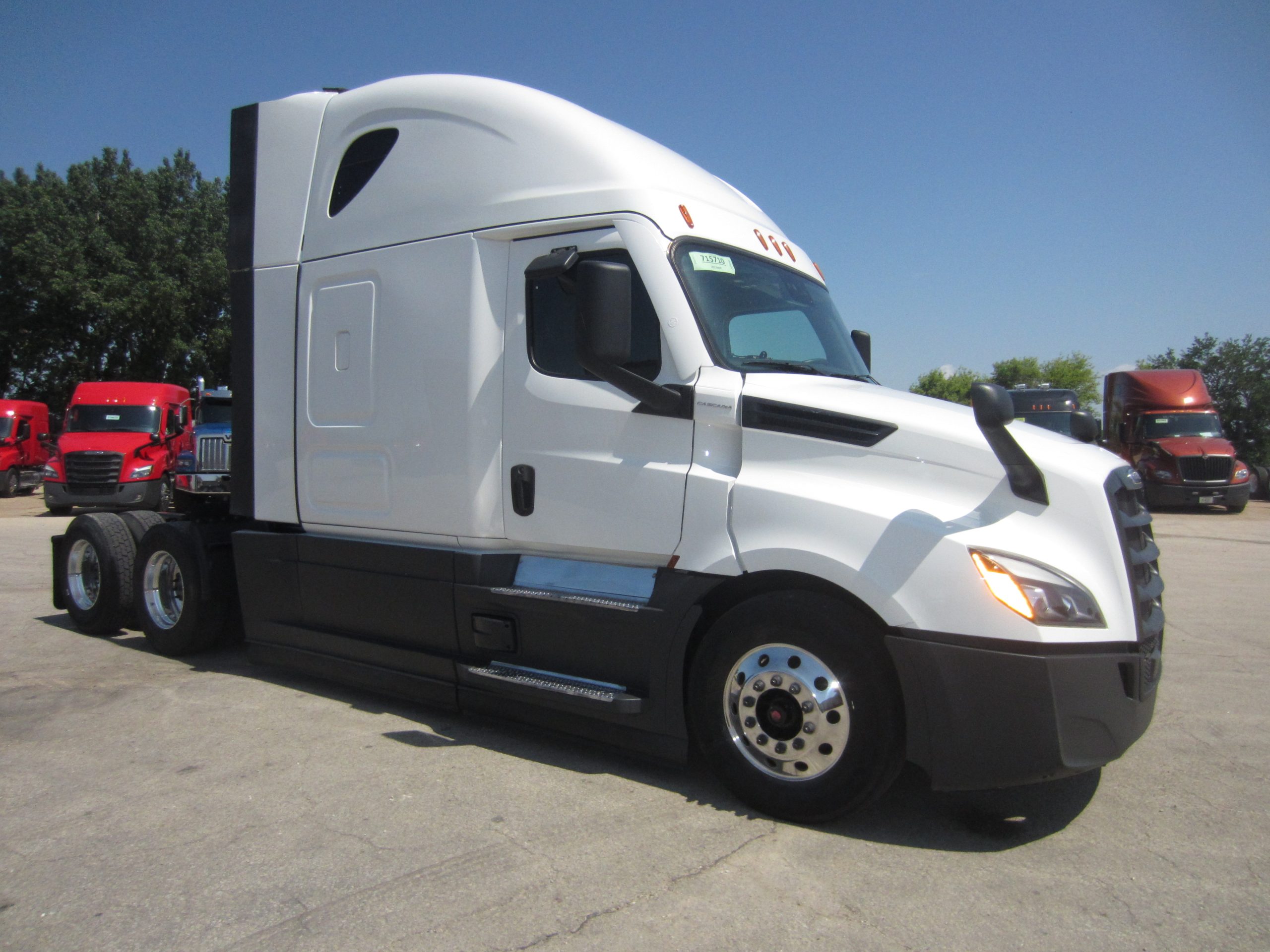 2022 Freightliner PT126 - image 3 of 6