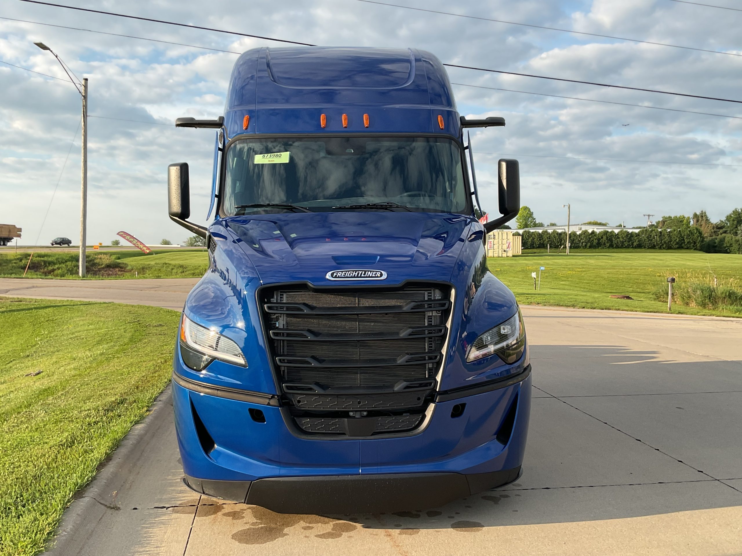 2026 Freightliner PJ126SLP - image 3 of 6