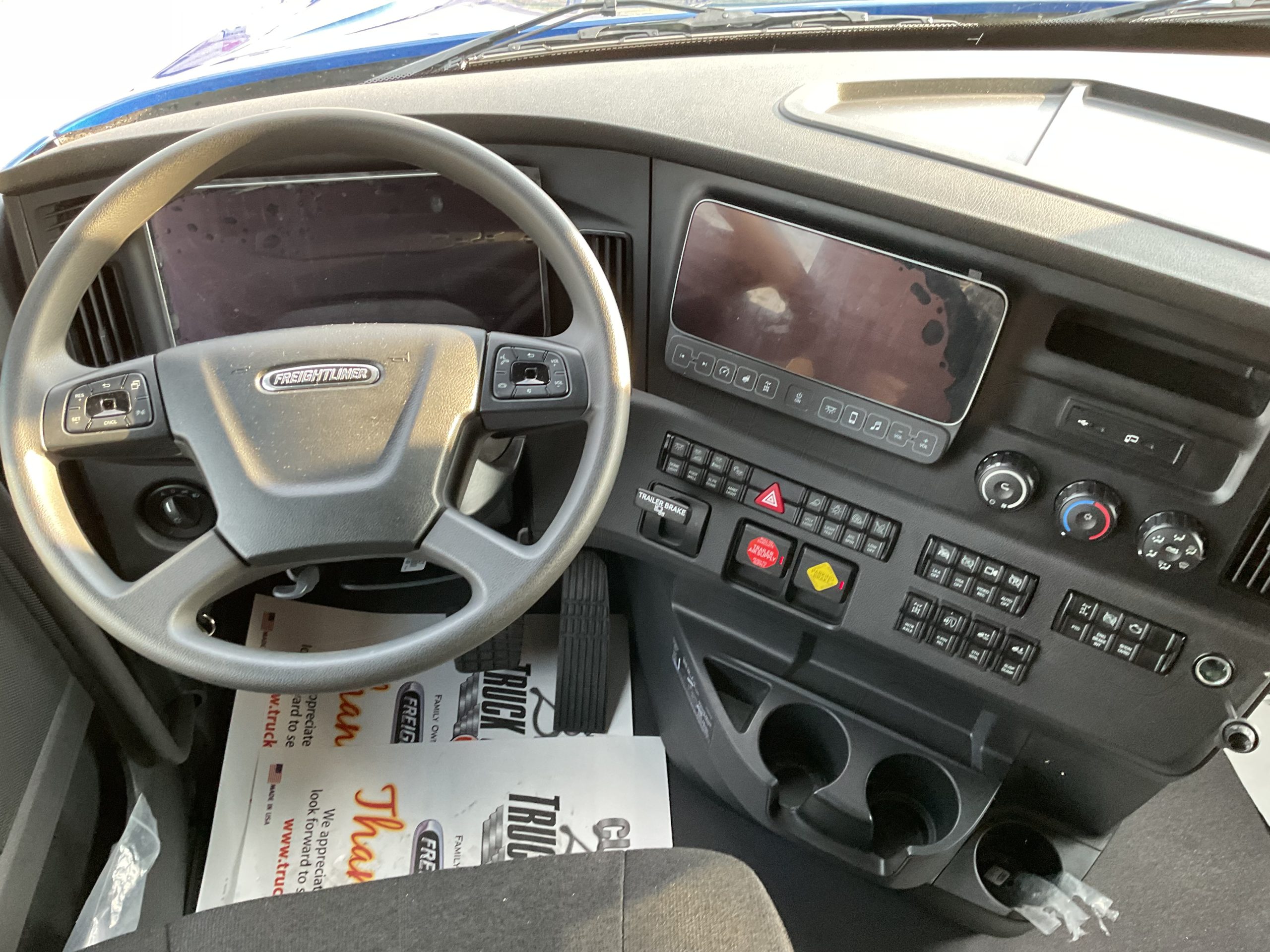 2026 Freightliner PJ126SLP - image 6 of 6