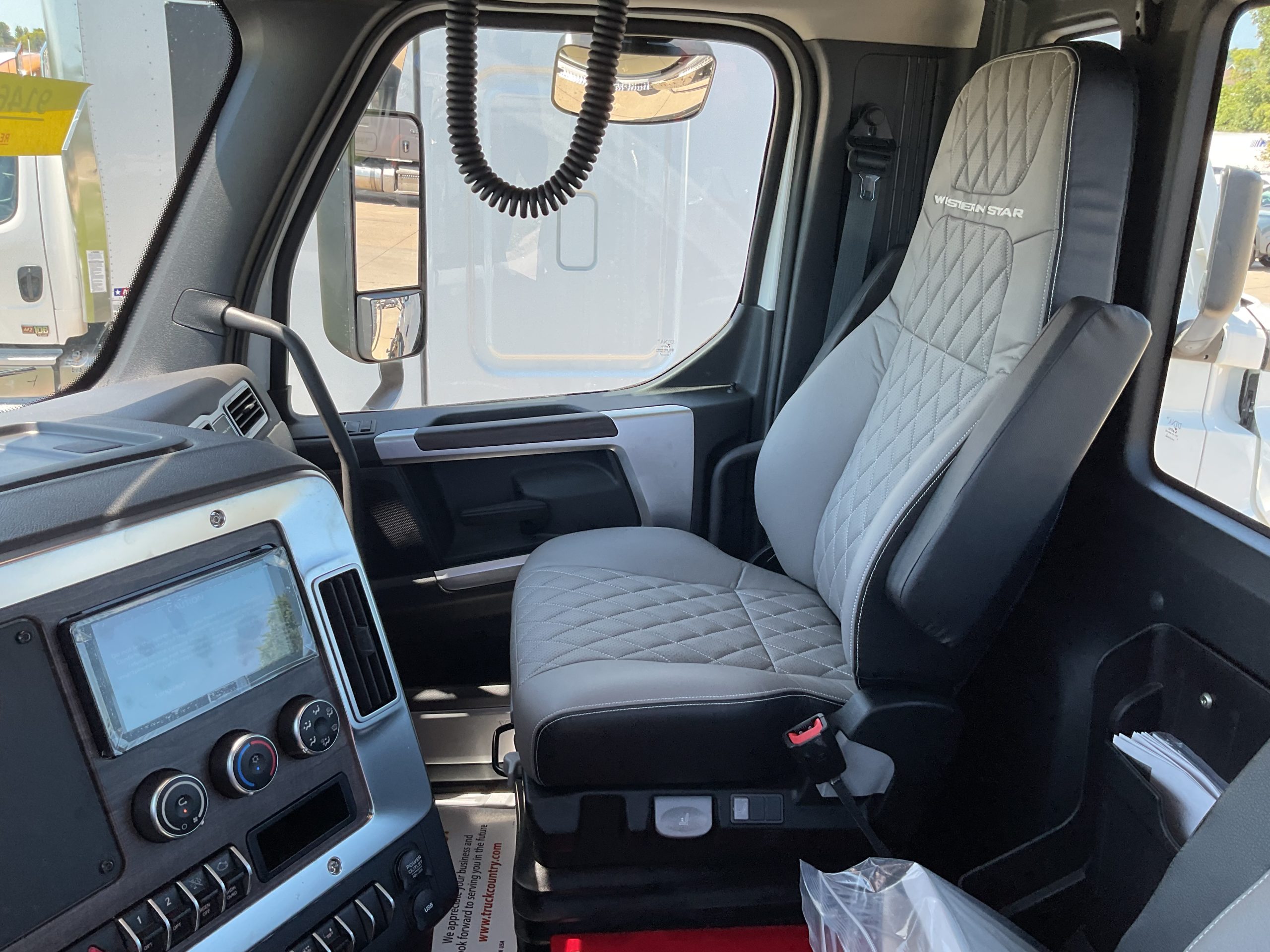 2026 Western Star 49X - image 6 of 6