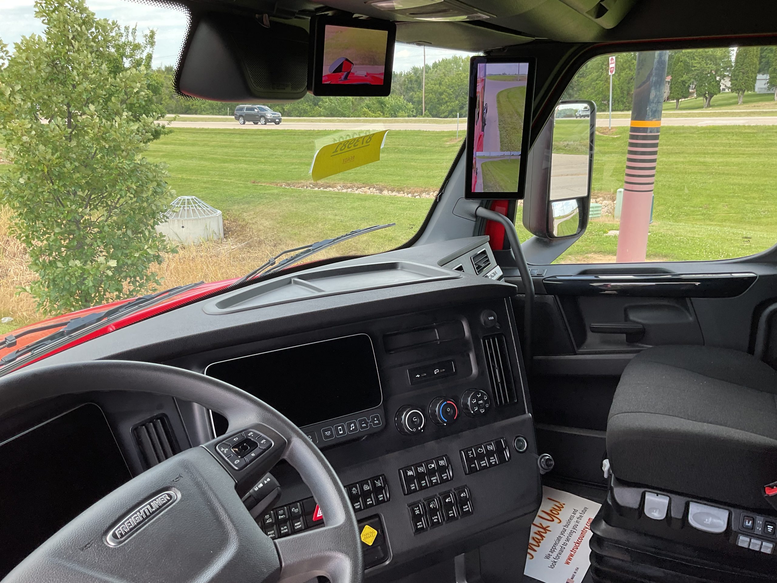 2026 Freightliner PJ126SLP - image 6 of 6