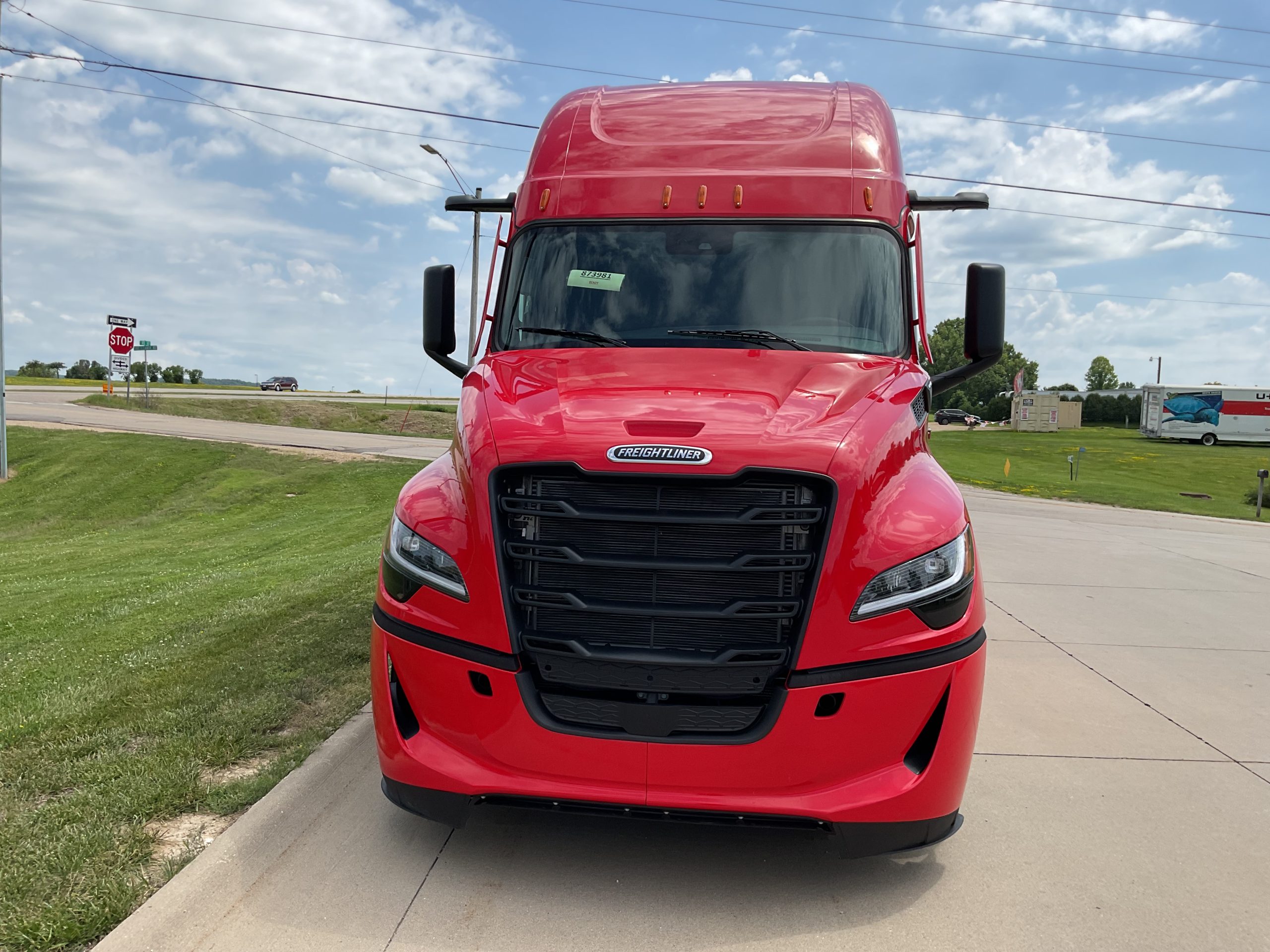 2026 Freightliner PJ126SLP - image 2 of 6