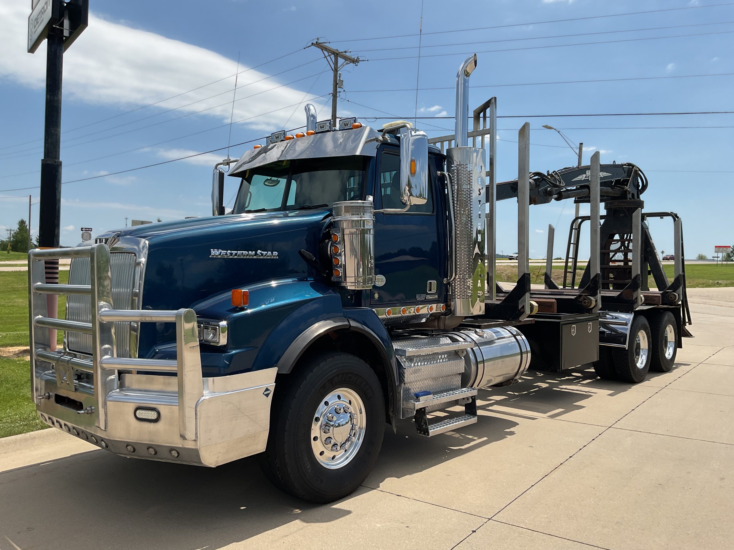2018 Western Star 4900SA - image 1 of 6