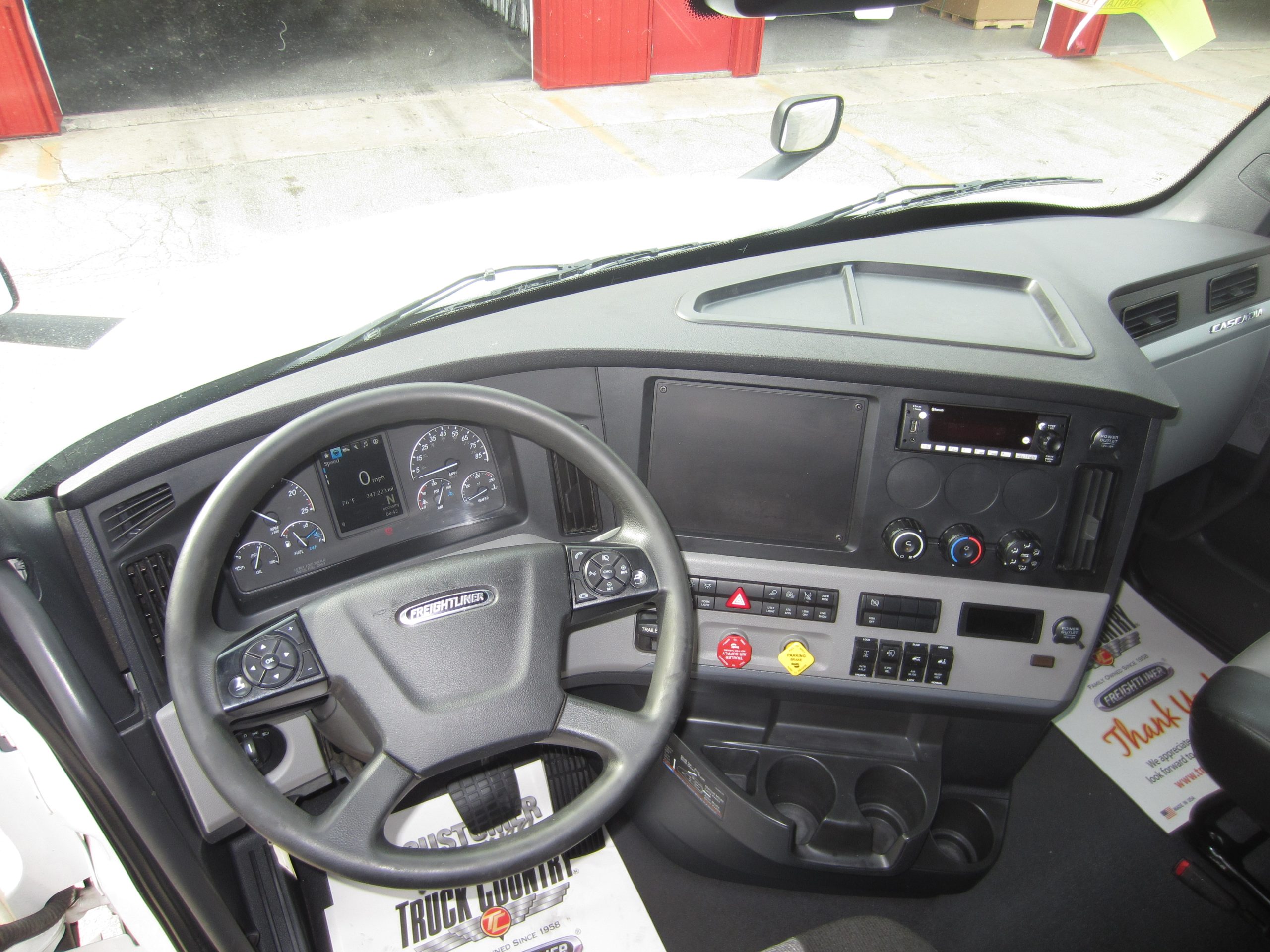 2022 Freightliner PT126 - image 5 of 6