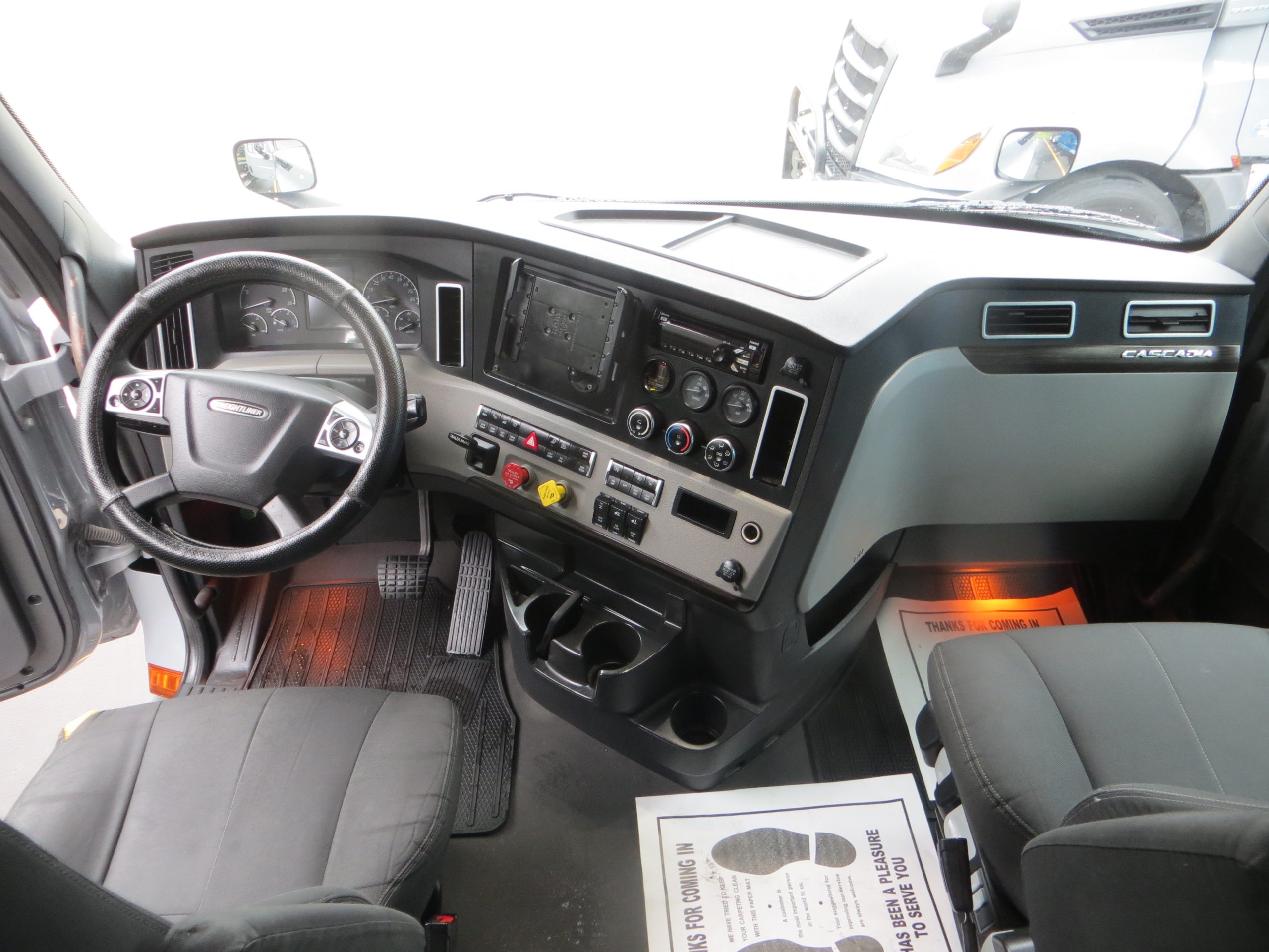 2021 Freightliner PT126SLP - image 5 of 6
