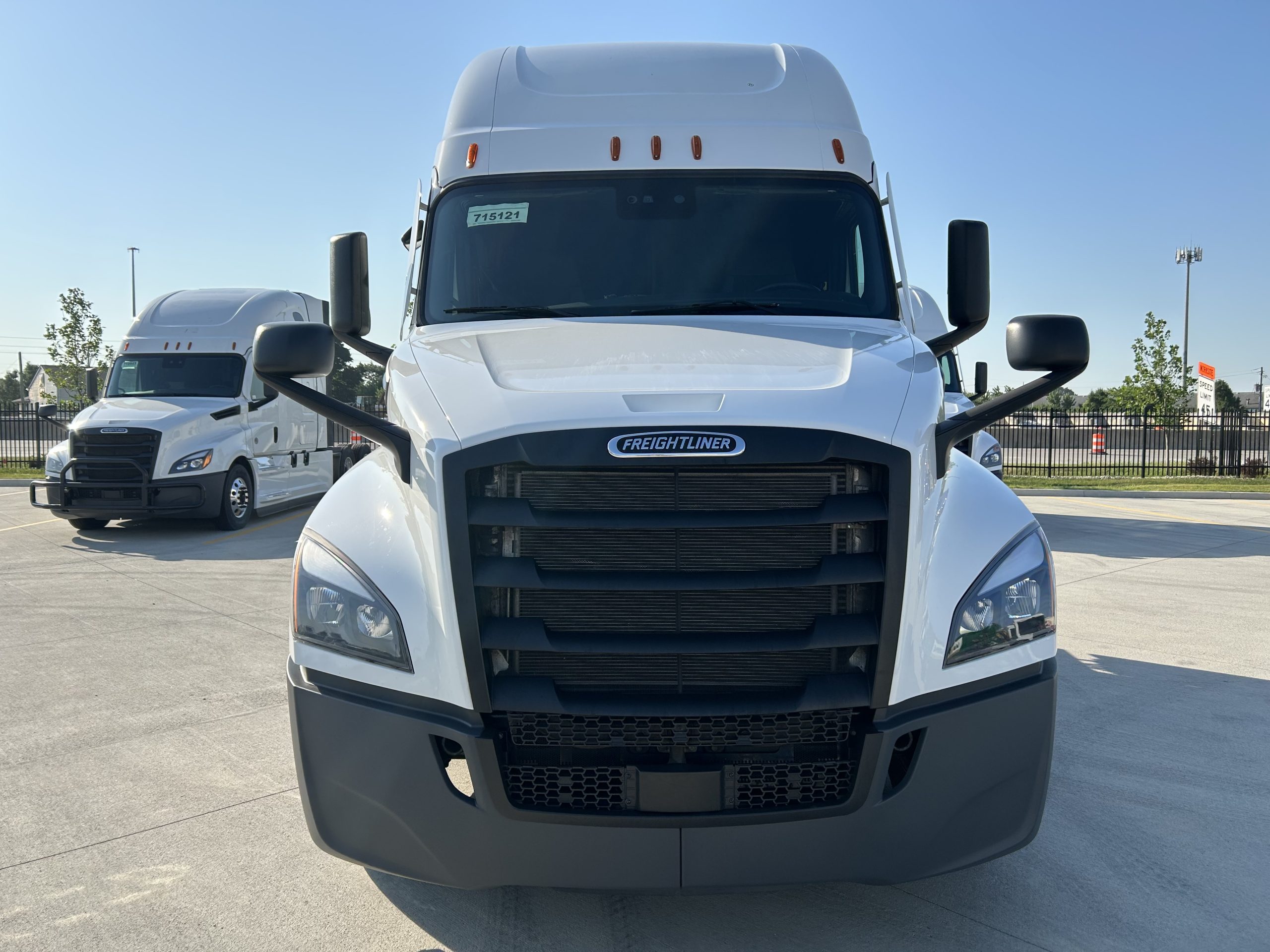 2022 Freightliner PT126 - image 2 of 6