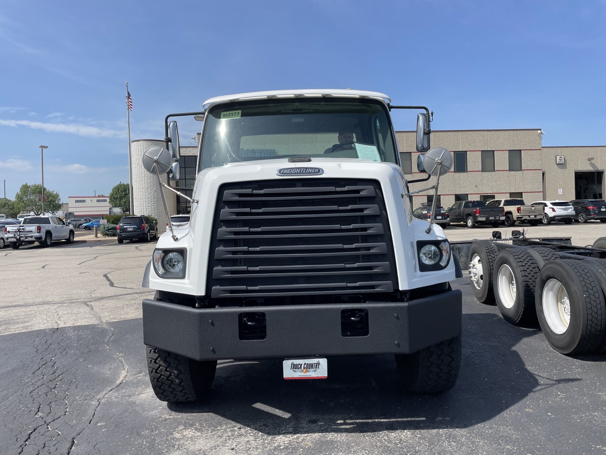 2015 Freightliner 108SD - image 2 of 6