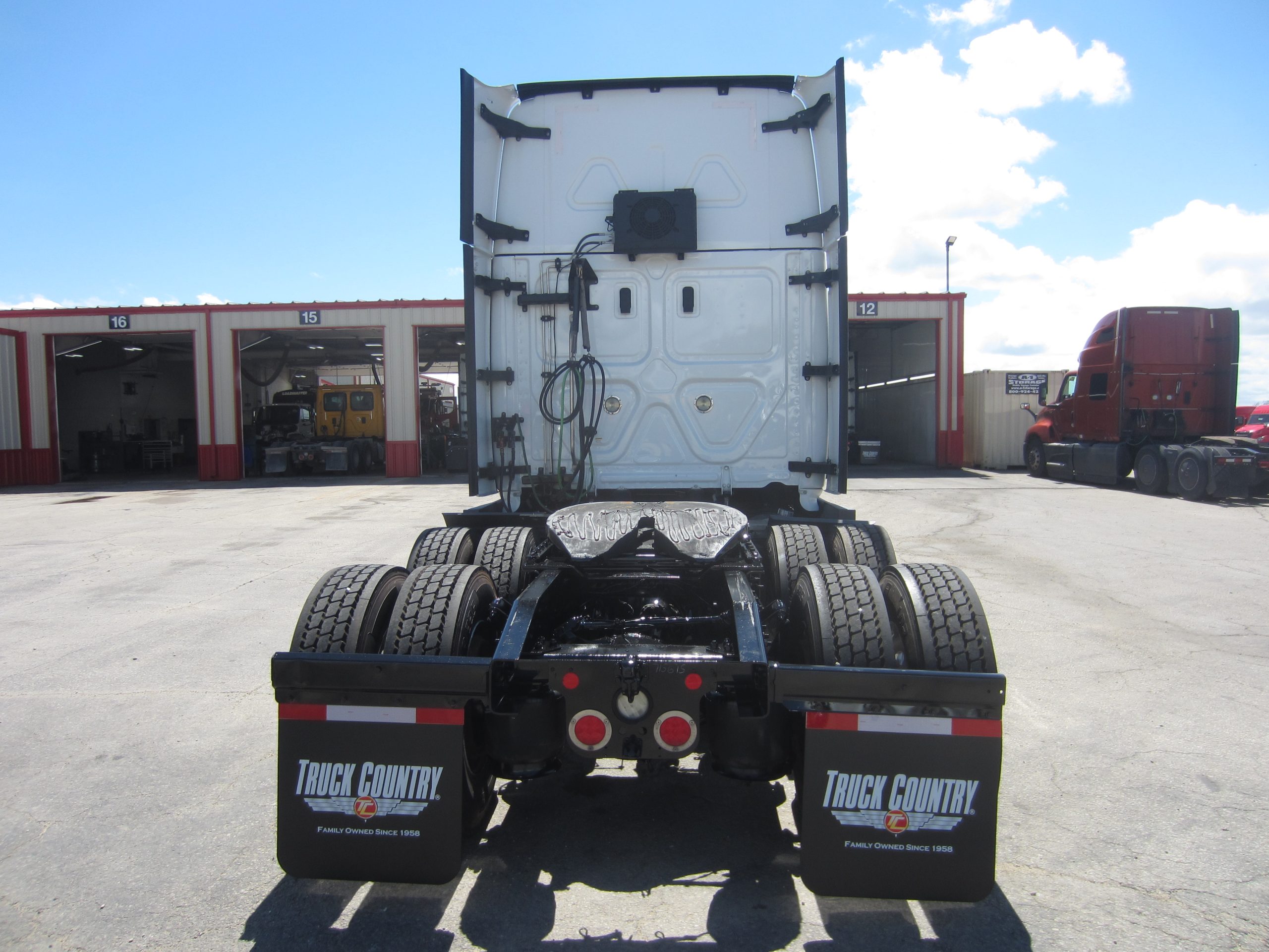 2022 Freightliner PT126 - image 4 of 6