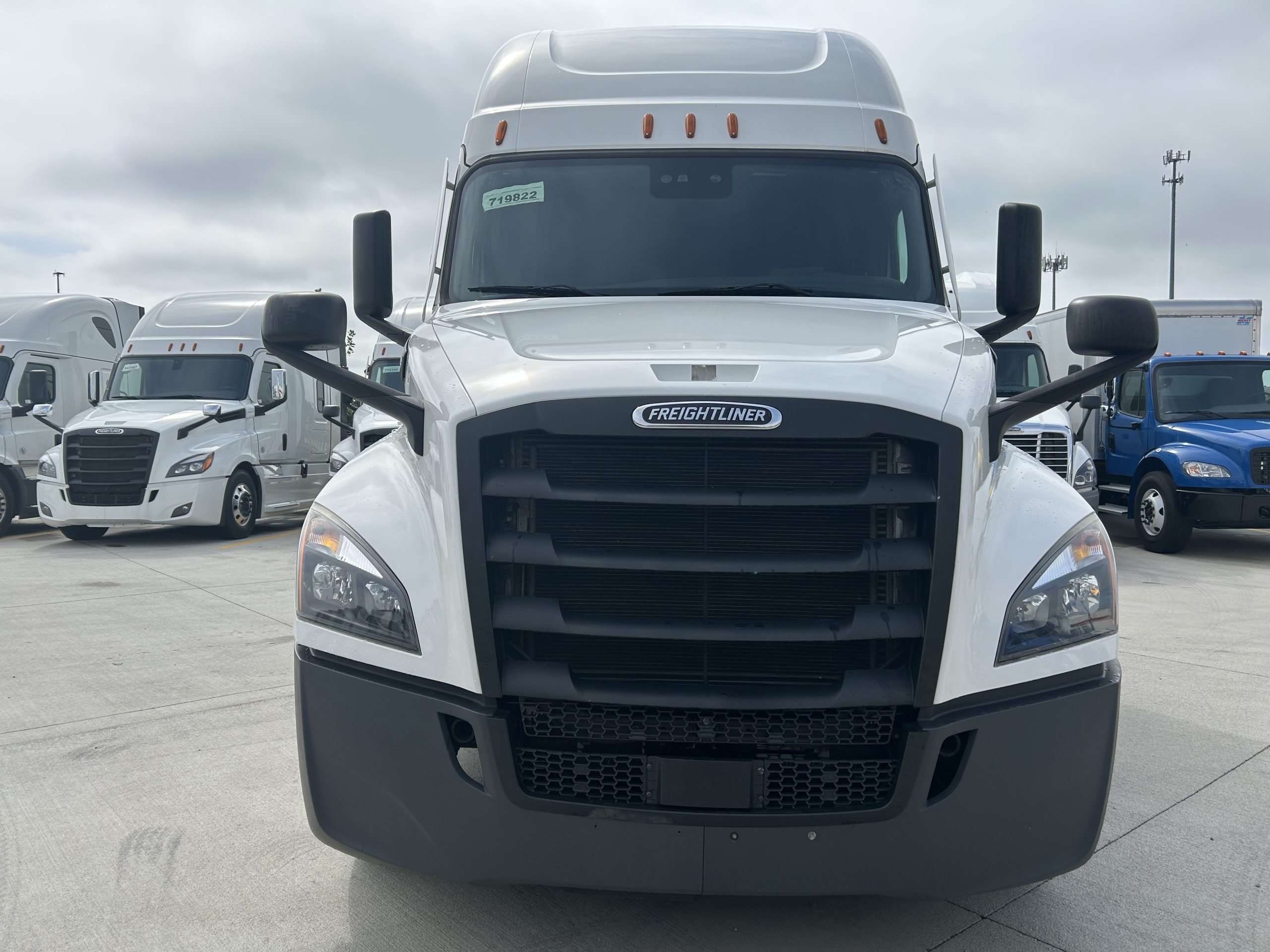 2022 Freightliner PT126 - image 2 of 6